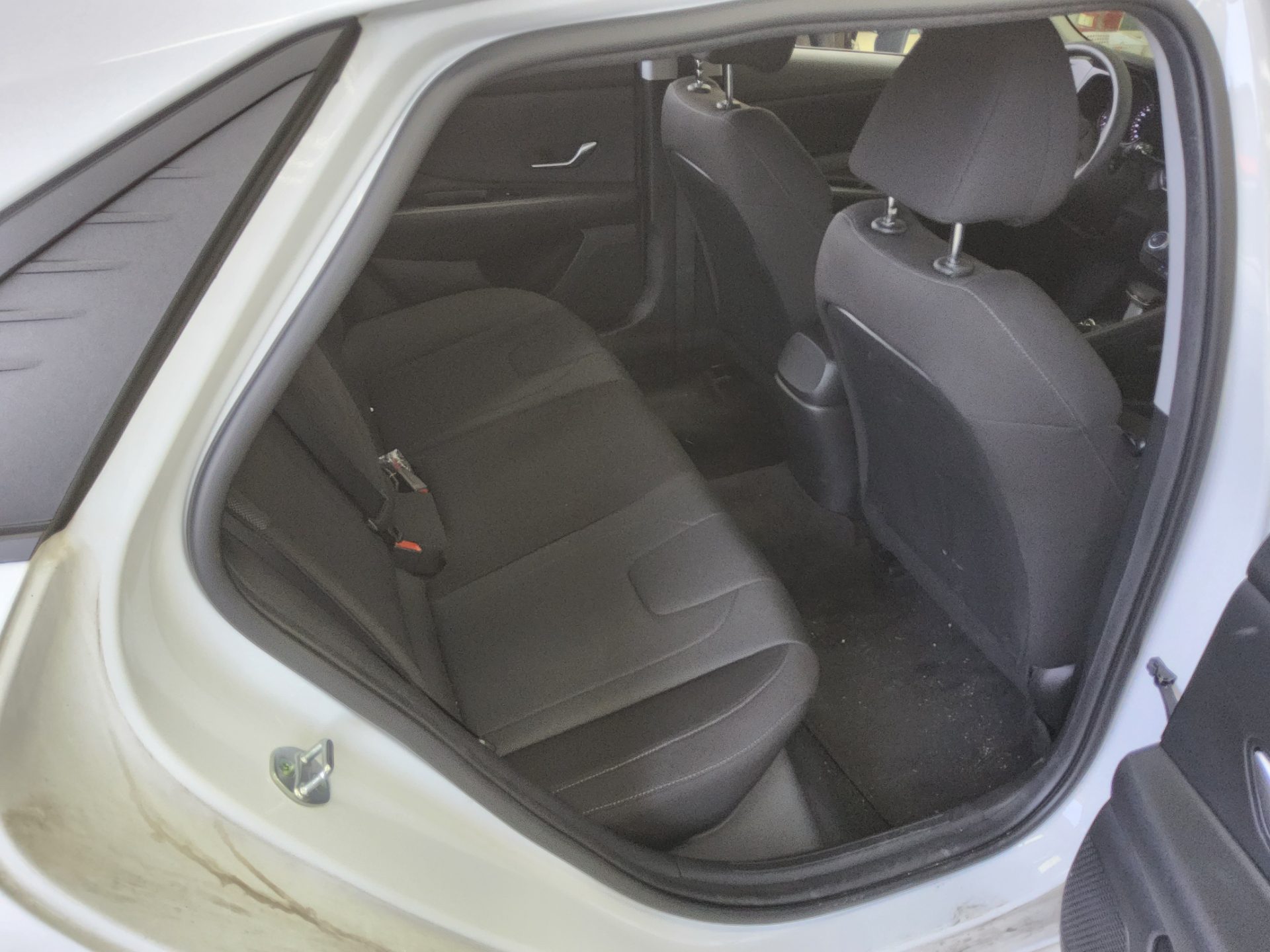 Hyundai Elantra 2022 - Image 12