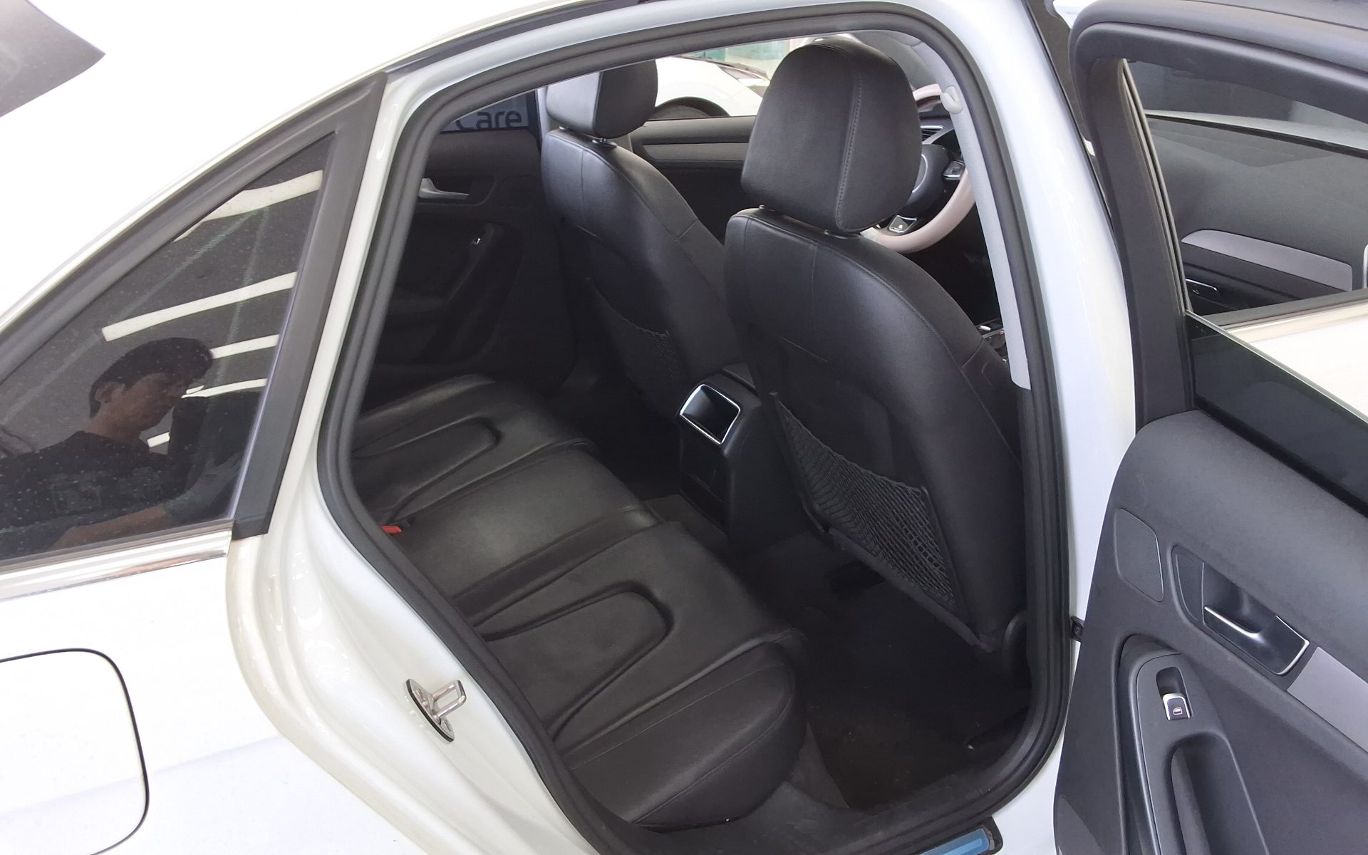 Audi A4 2015 - Image 12