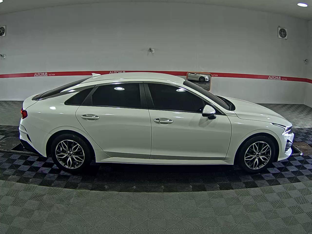 2021 - kia k5
