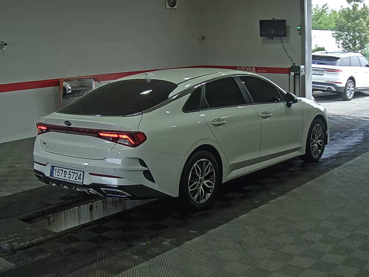 2021 - kia k5