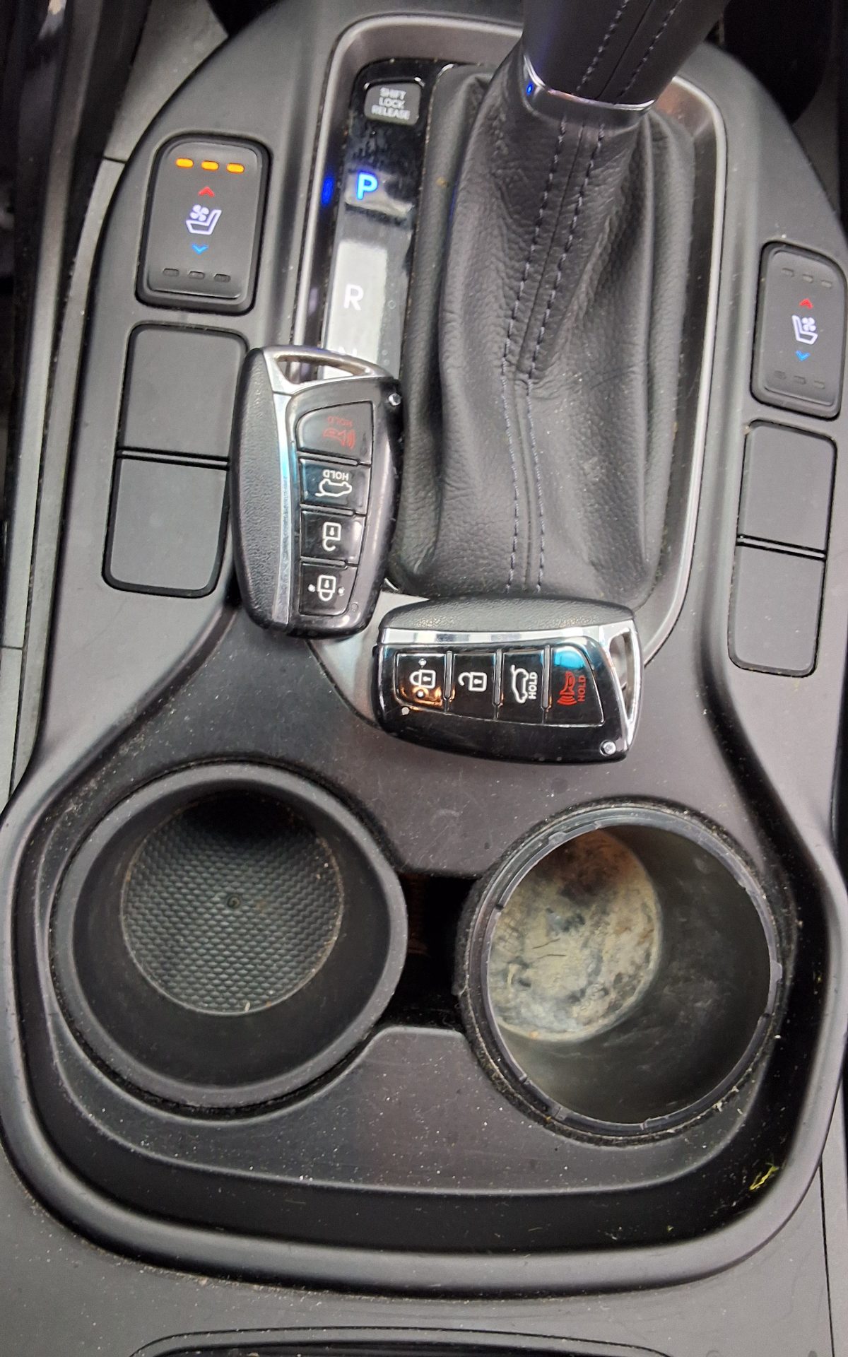 Hyundai Santa Fe 2015 - Image 18