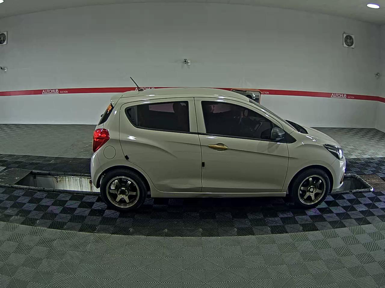 Chevrolet Spark 2017 - Image 3
