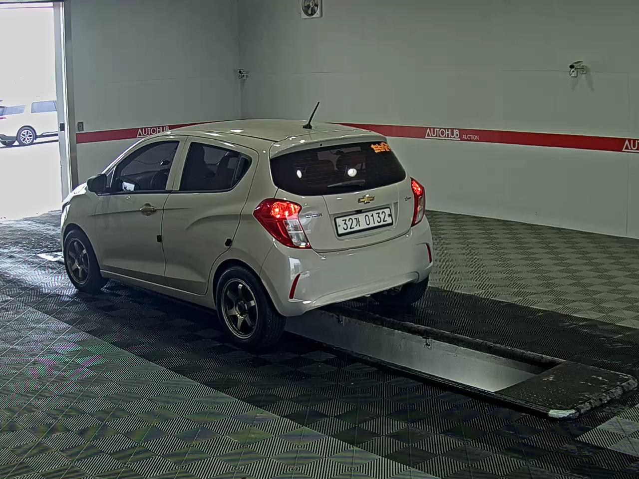 Chevrolet Spark 2017 - Image 5