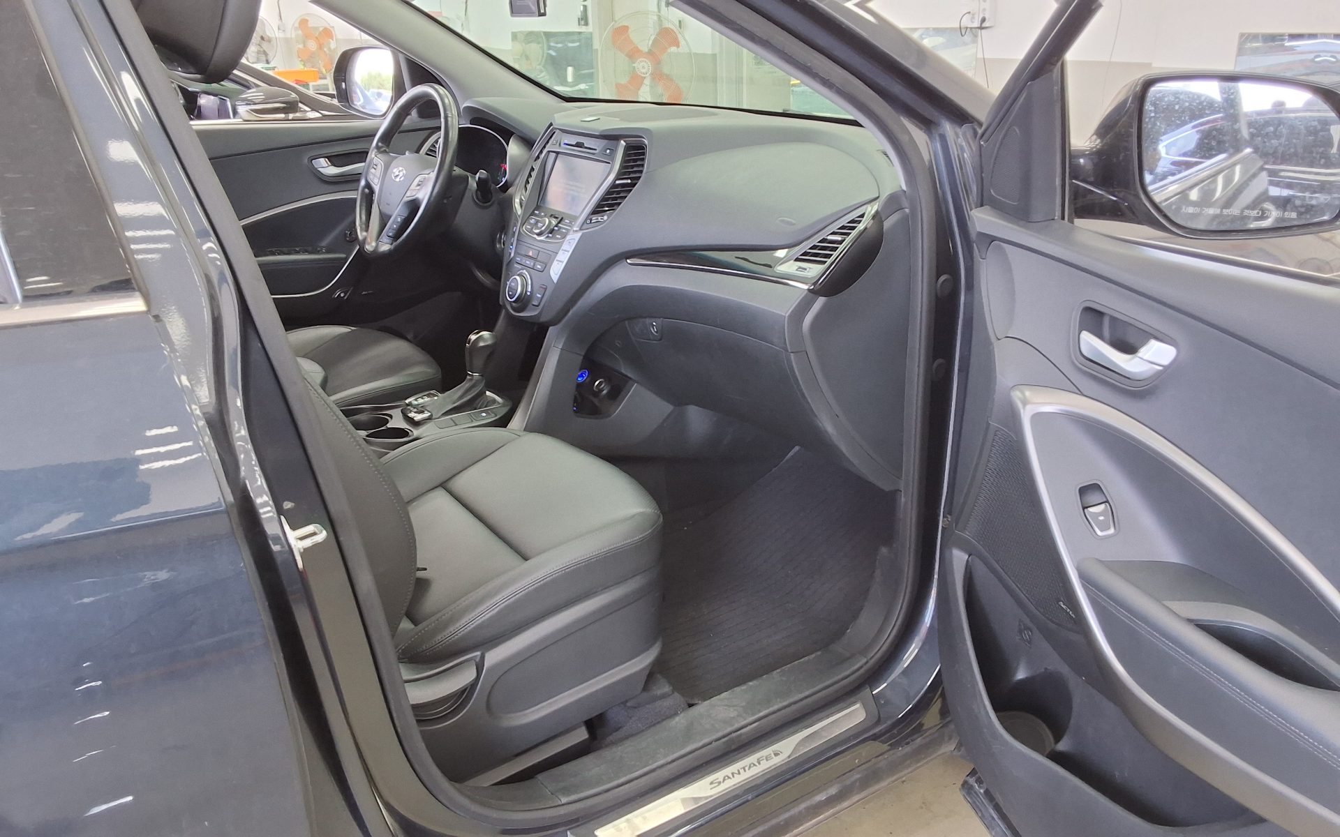 Hyundai Santa Fe 2015 - Image 13