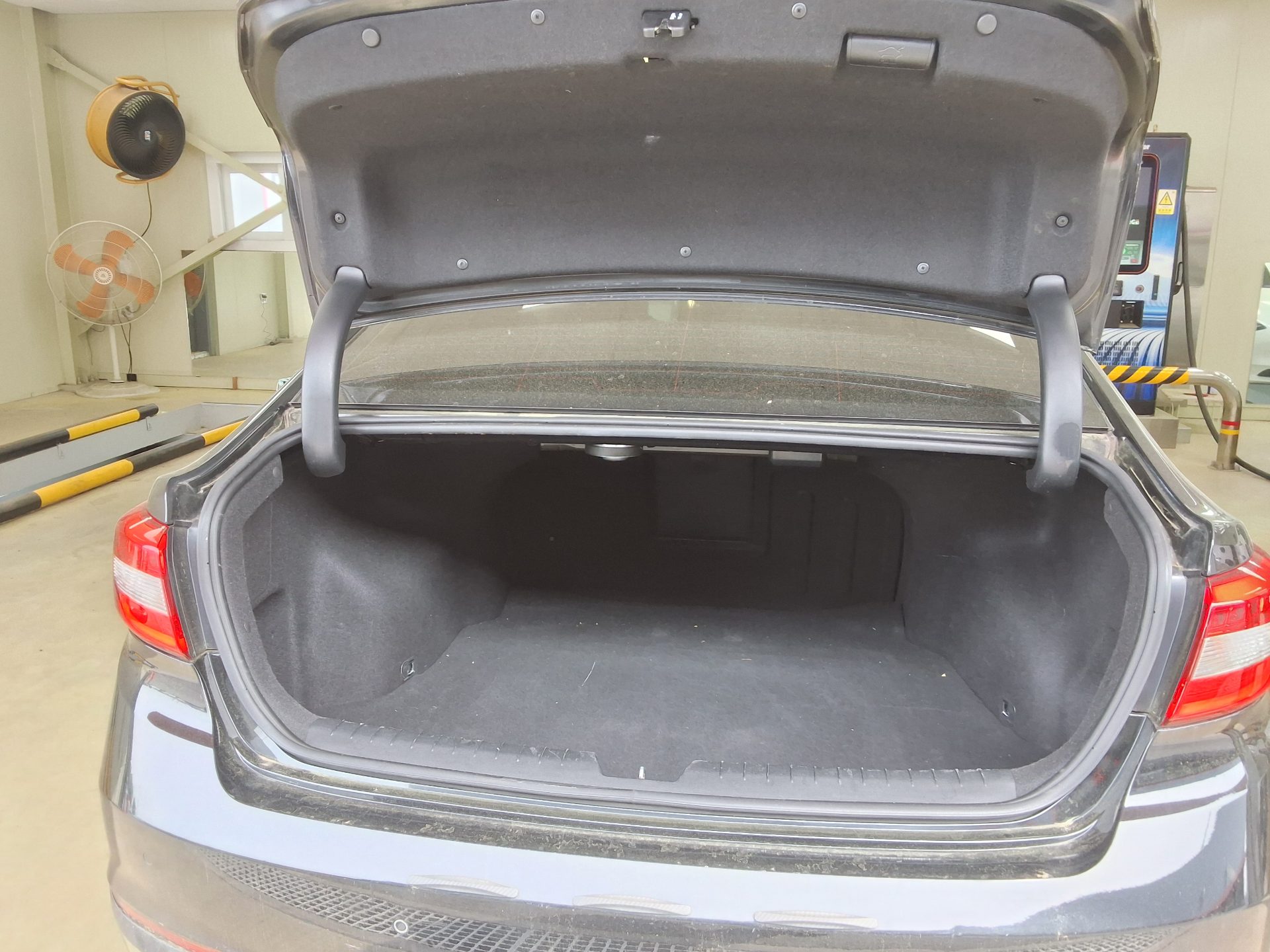 Hyundai Sonata 2015 - Image 14