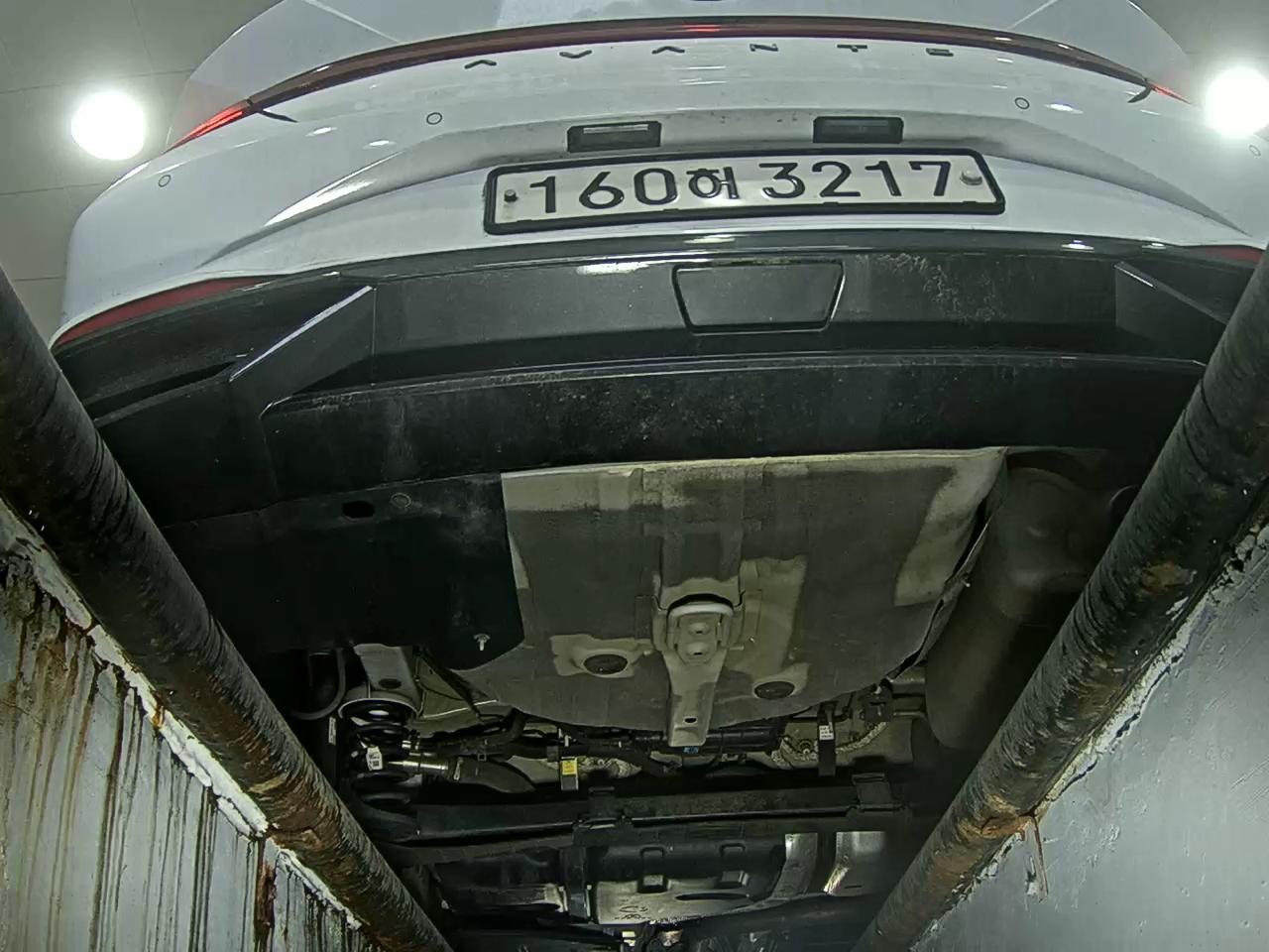 Hyundai Elantra 2022 - Image 7