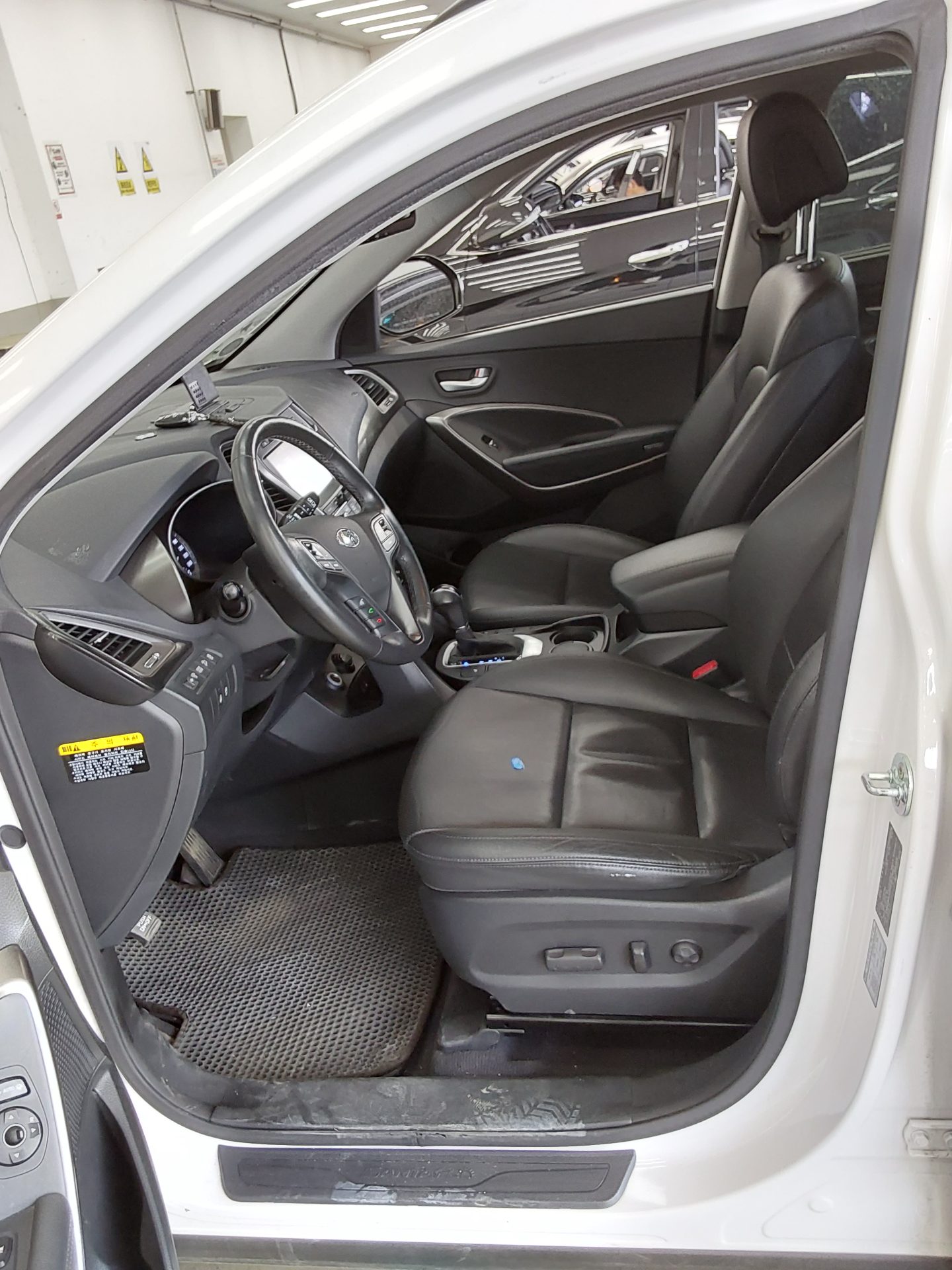 Hyundai Santa Fe 2016 - Image 9
