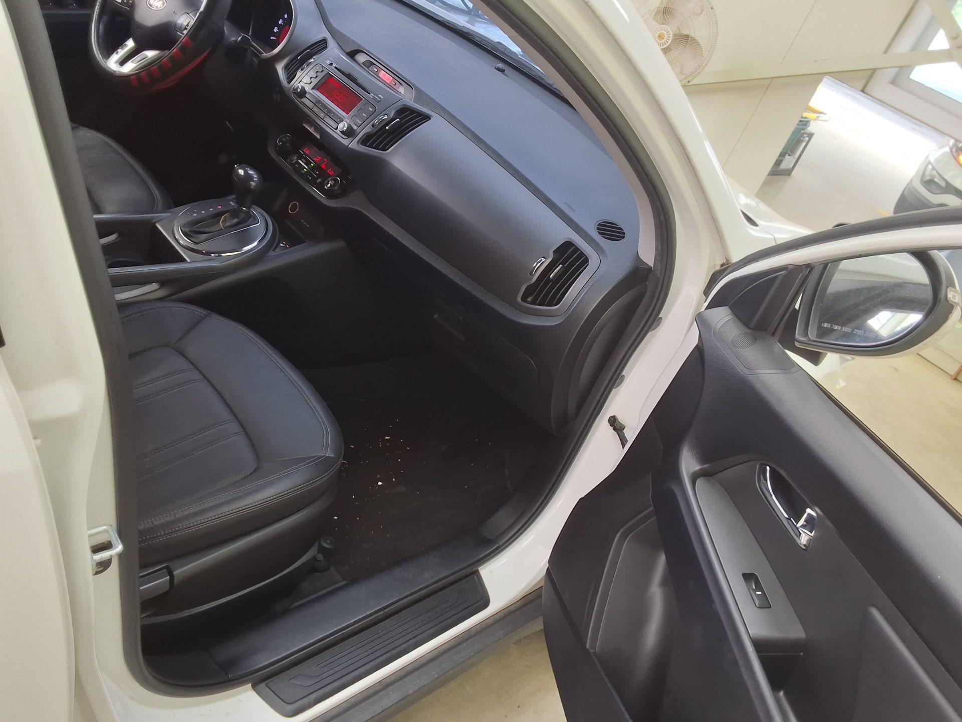 Kia Sportage 2013 - Image 13