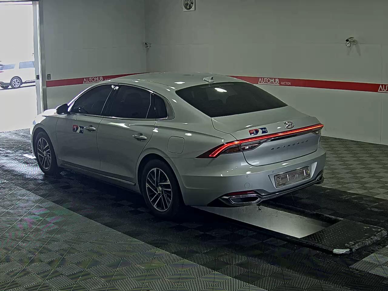 Hyundai Grandeur 2020 - Image 5