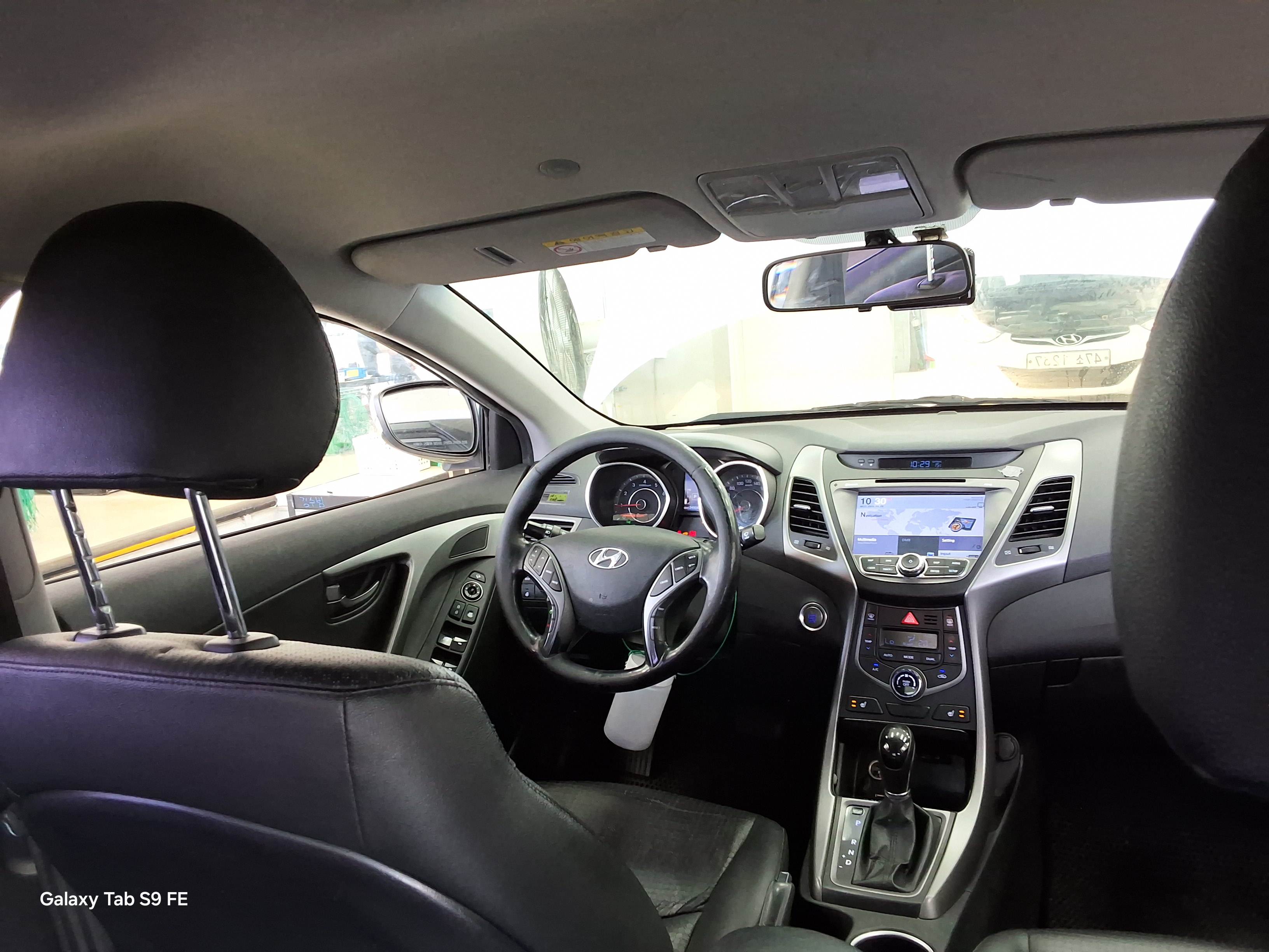 Hyundai Elantra 2014 - Image 10
