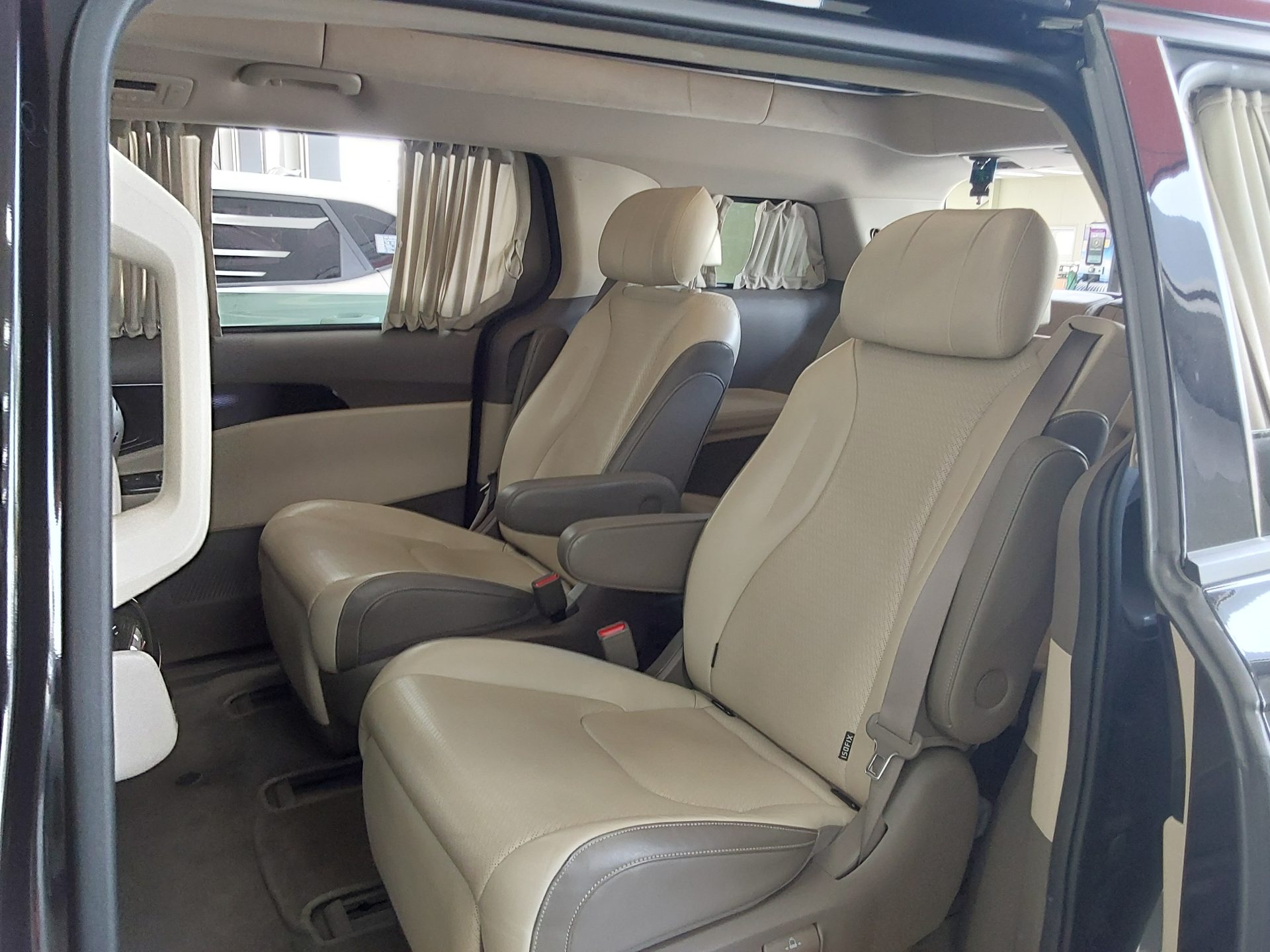 Kia SEDONA 2023 - Image 12