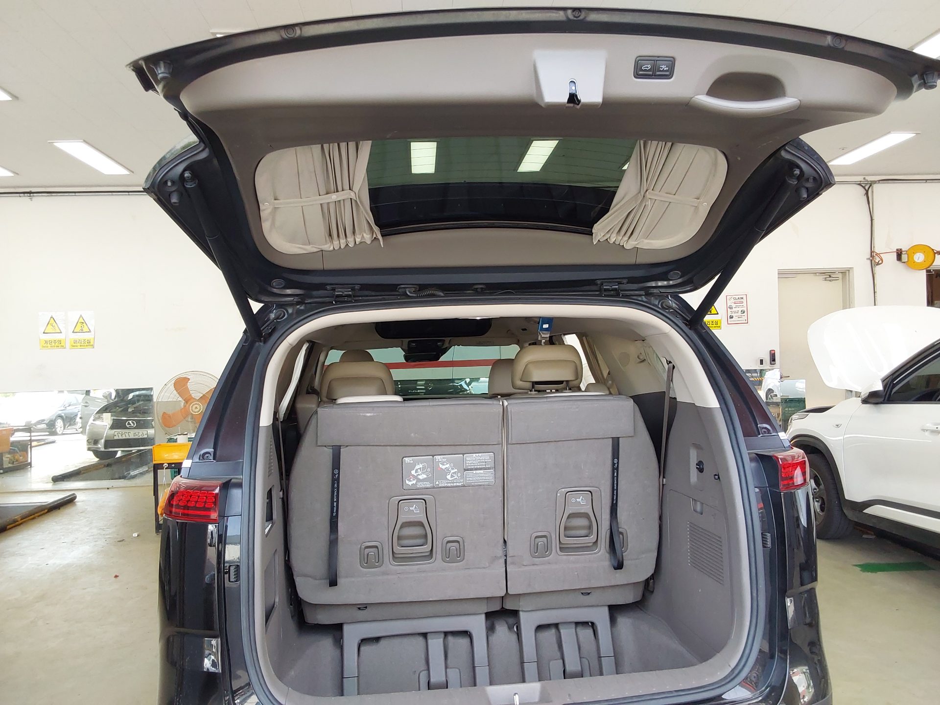 Kia SEDONA 2023 - Image 15
