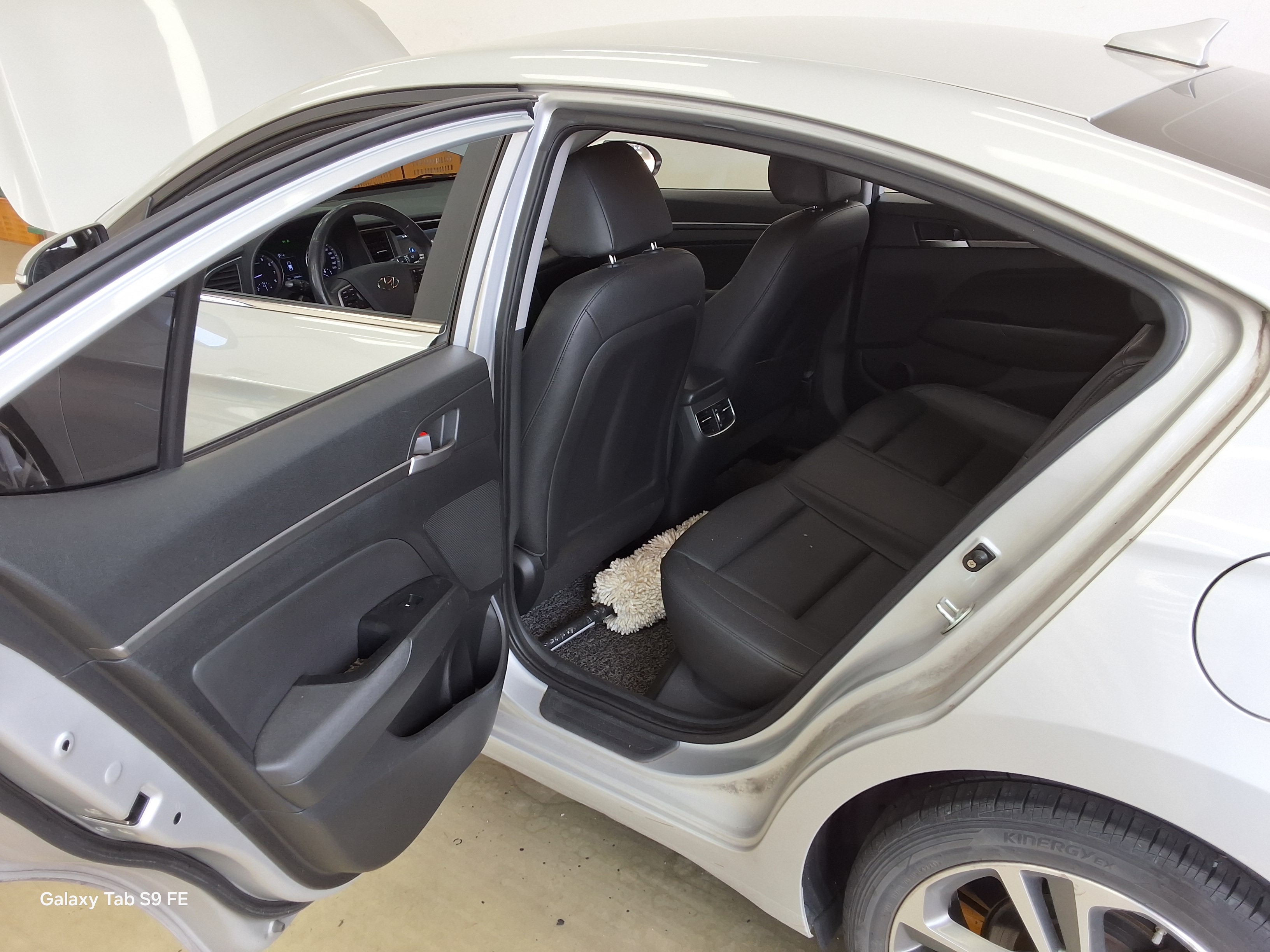 Hyundai Elantra 2016 - Image 11