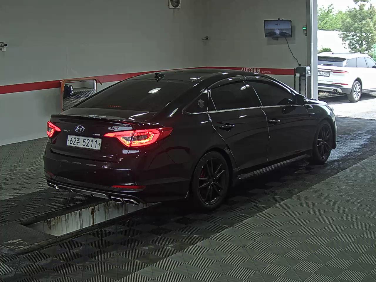 Hyundai Sonata 2015 - Image 4