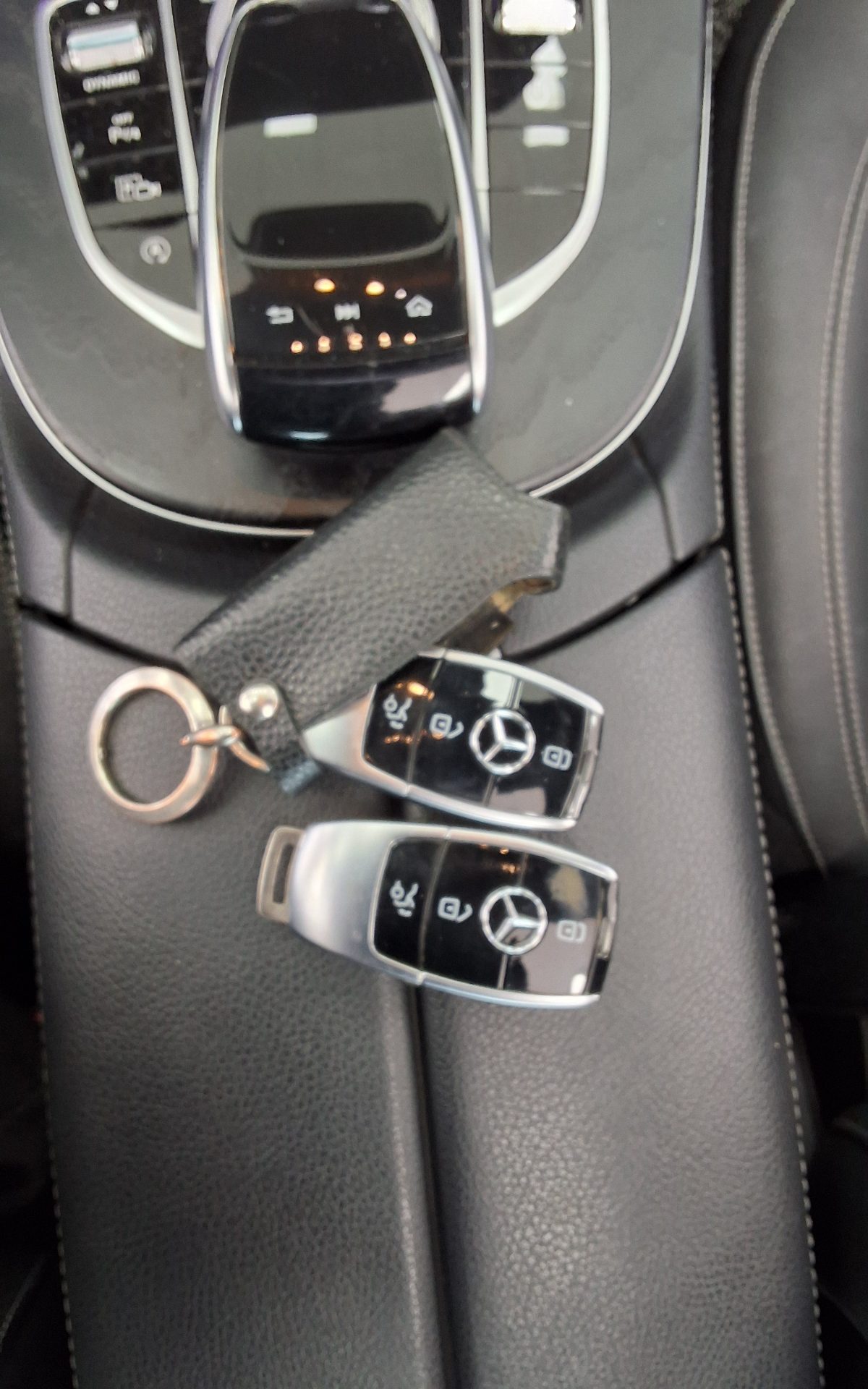 Mercedes-Benz E-Class 2020 - Image 18