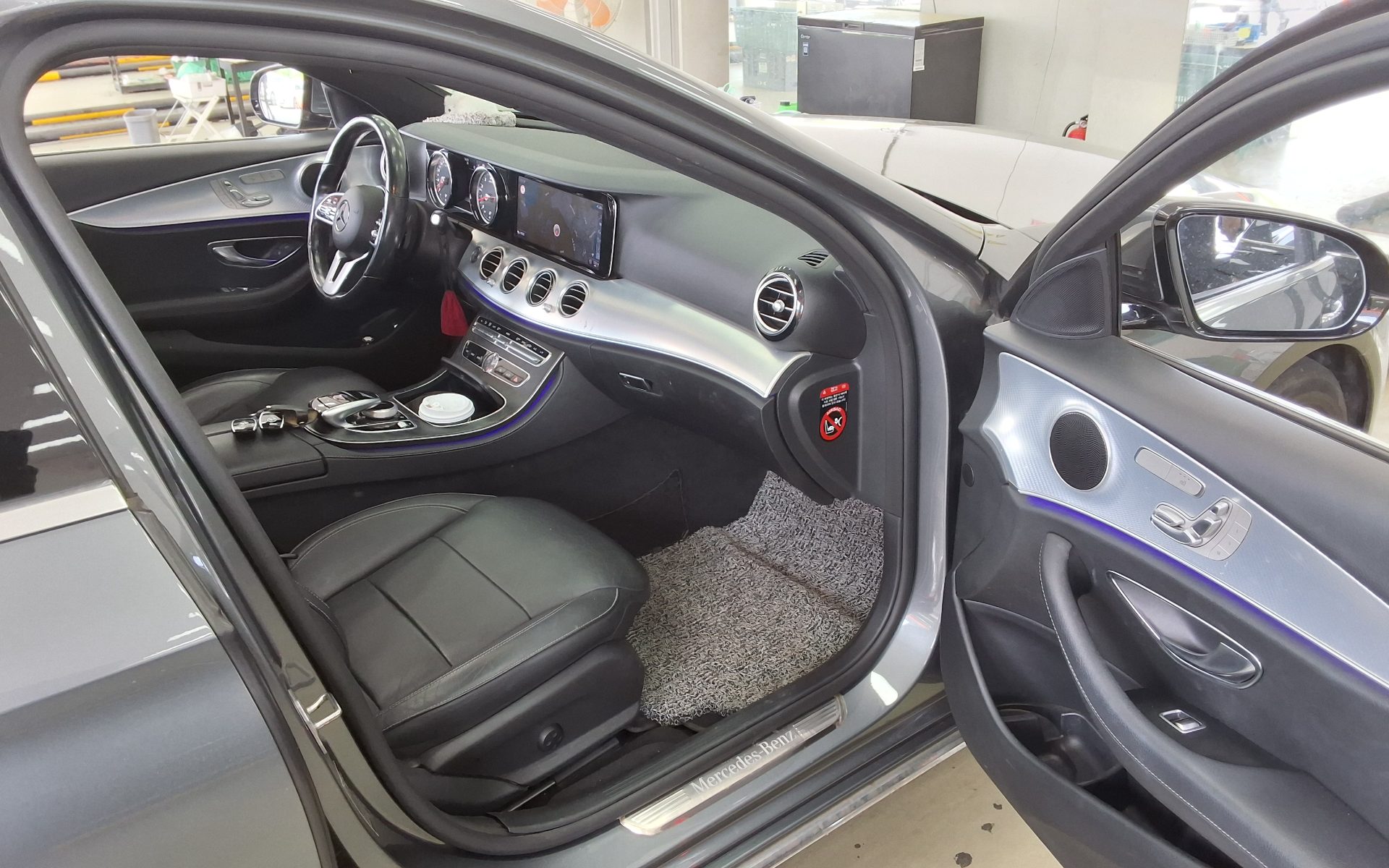 Mercedes-Benz E-Class 2020 - Image 13