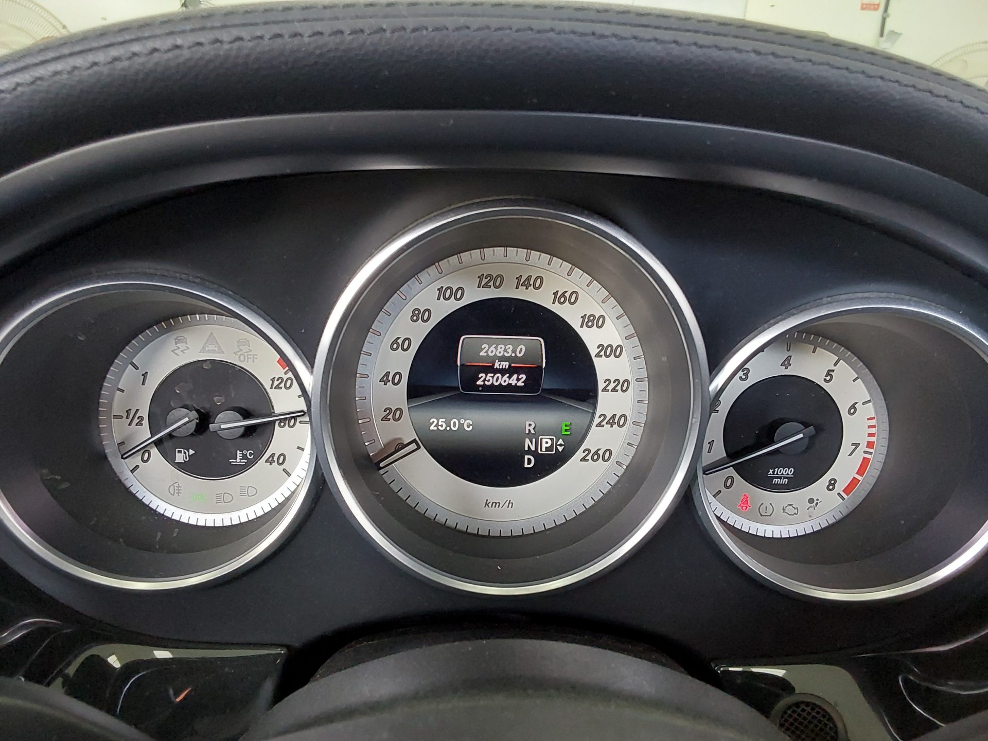 Mercedes-Benz CLS-Class 2016 - Image 9