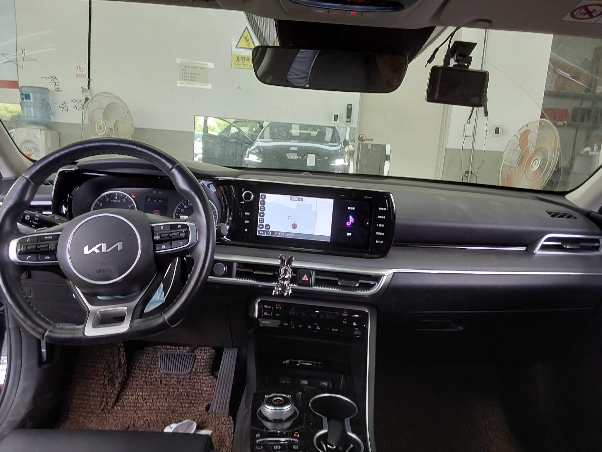 2022 - kia k5