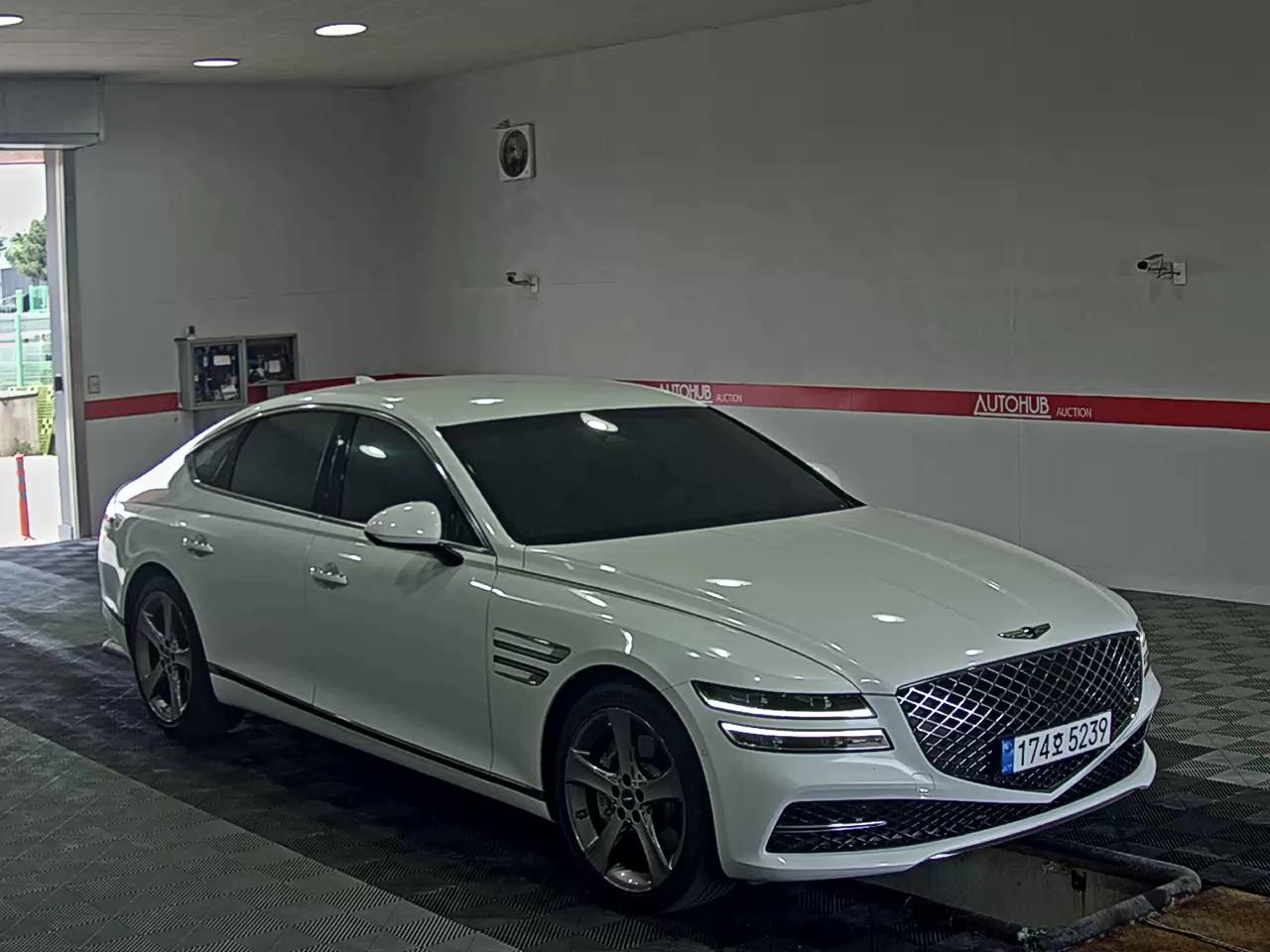 2024 - genesis g80