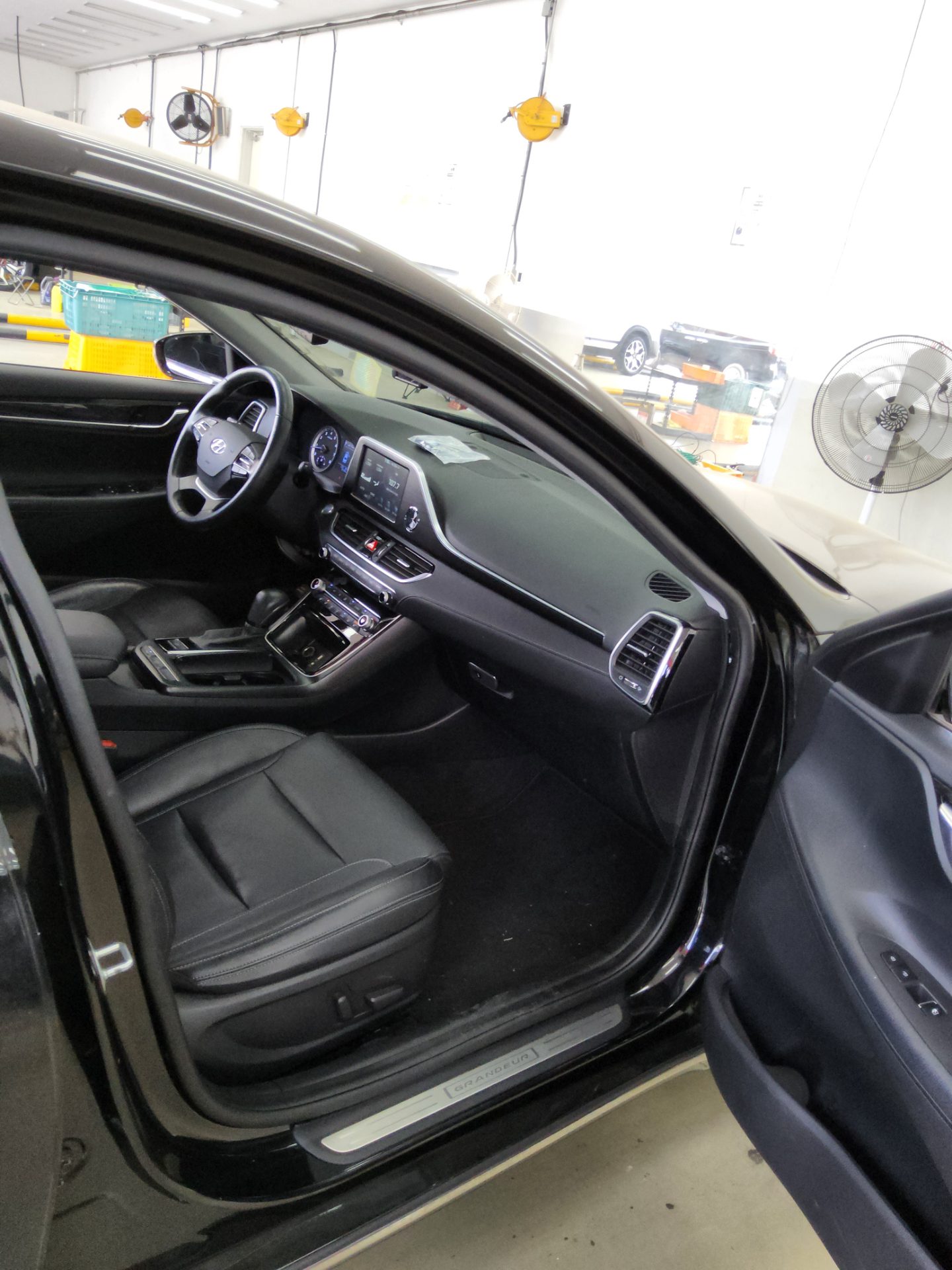 Hyundai Grandeur 2019 - Image 13