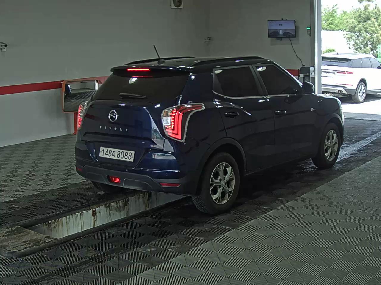 KG Mobility Tivoli 2022 - Image 4