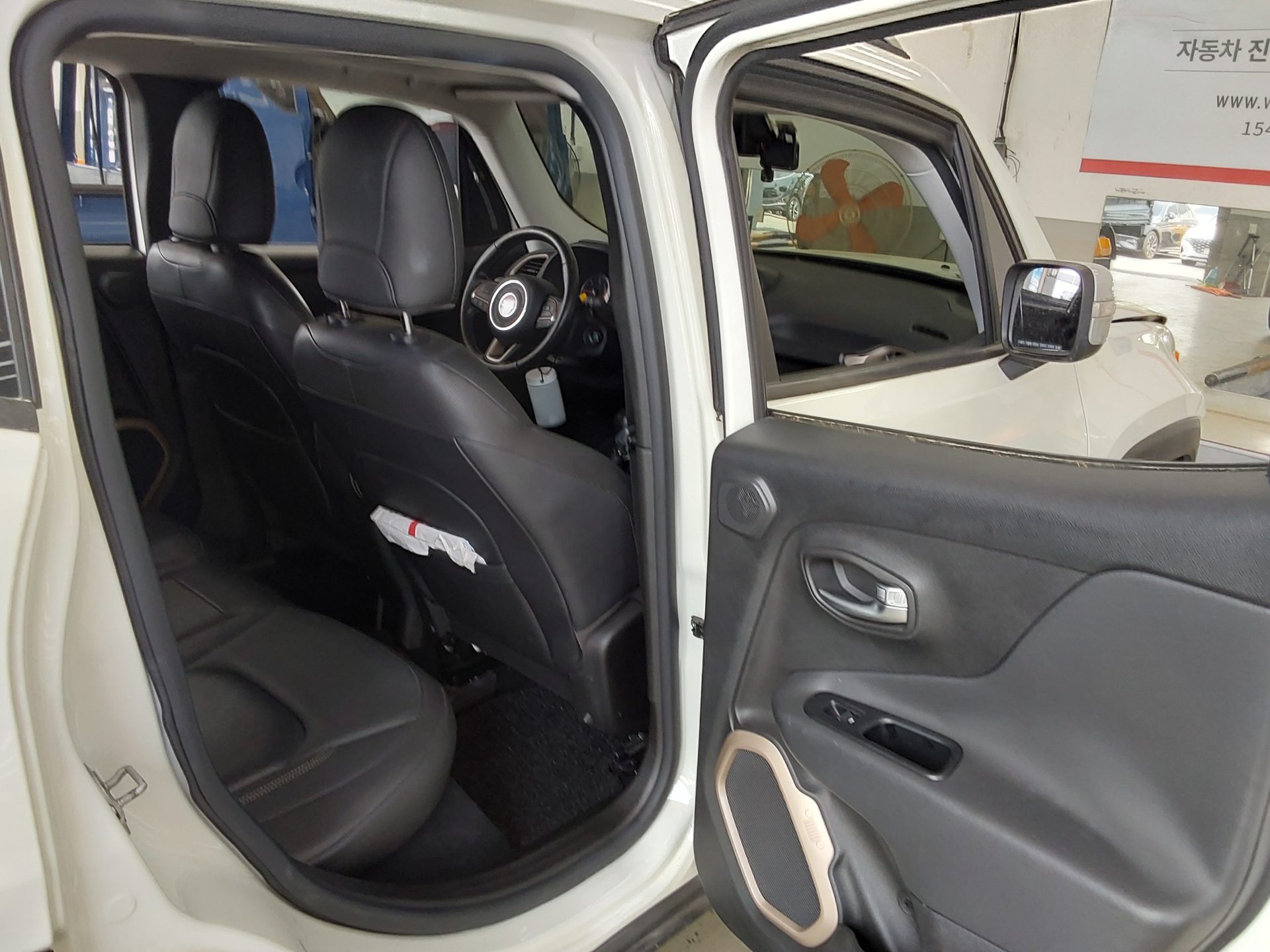 Jeep Renegade 2016 - Image 13