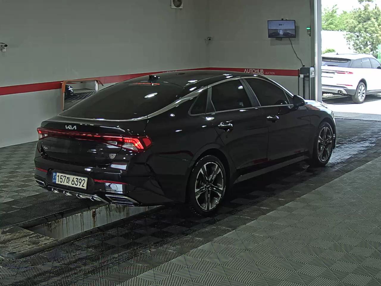2022 - kia k5