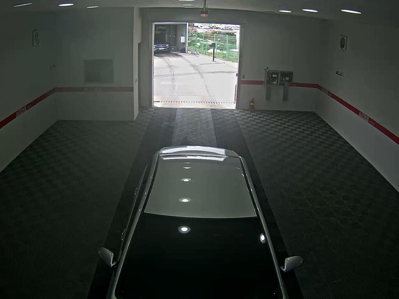 Hyundai Elantra 2010 - Image 6