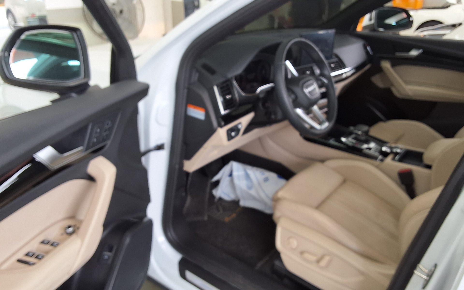 Audi Q5 2022 - Image 9