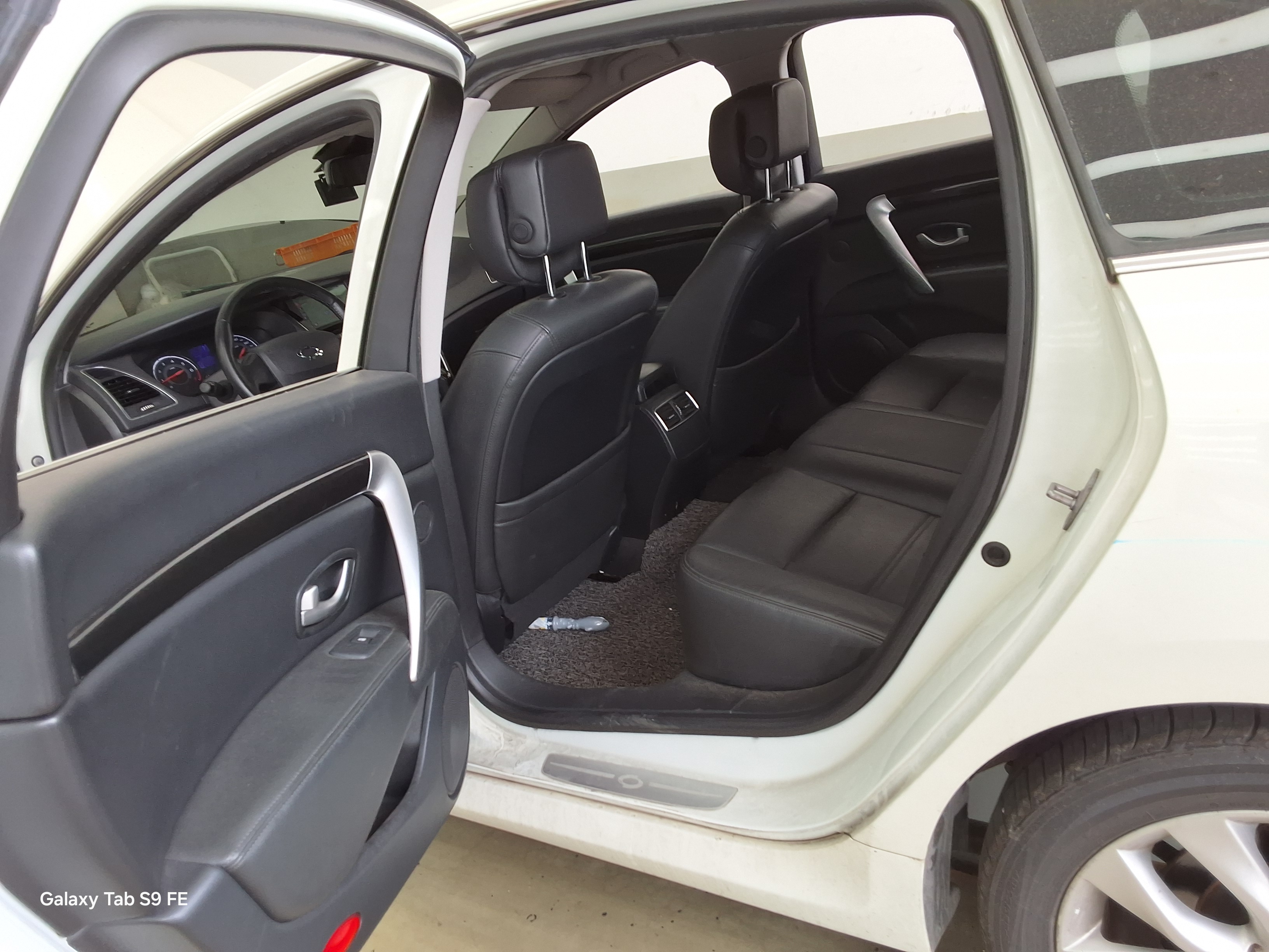 Renault Samsung SM7 2017 - Image 11