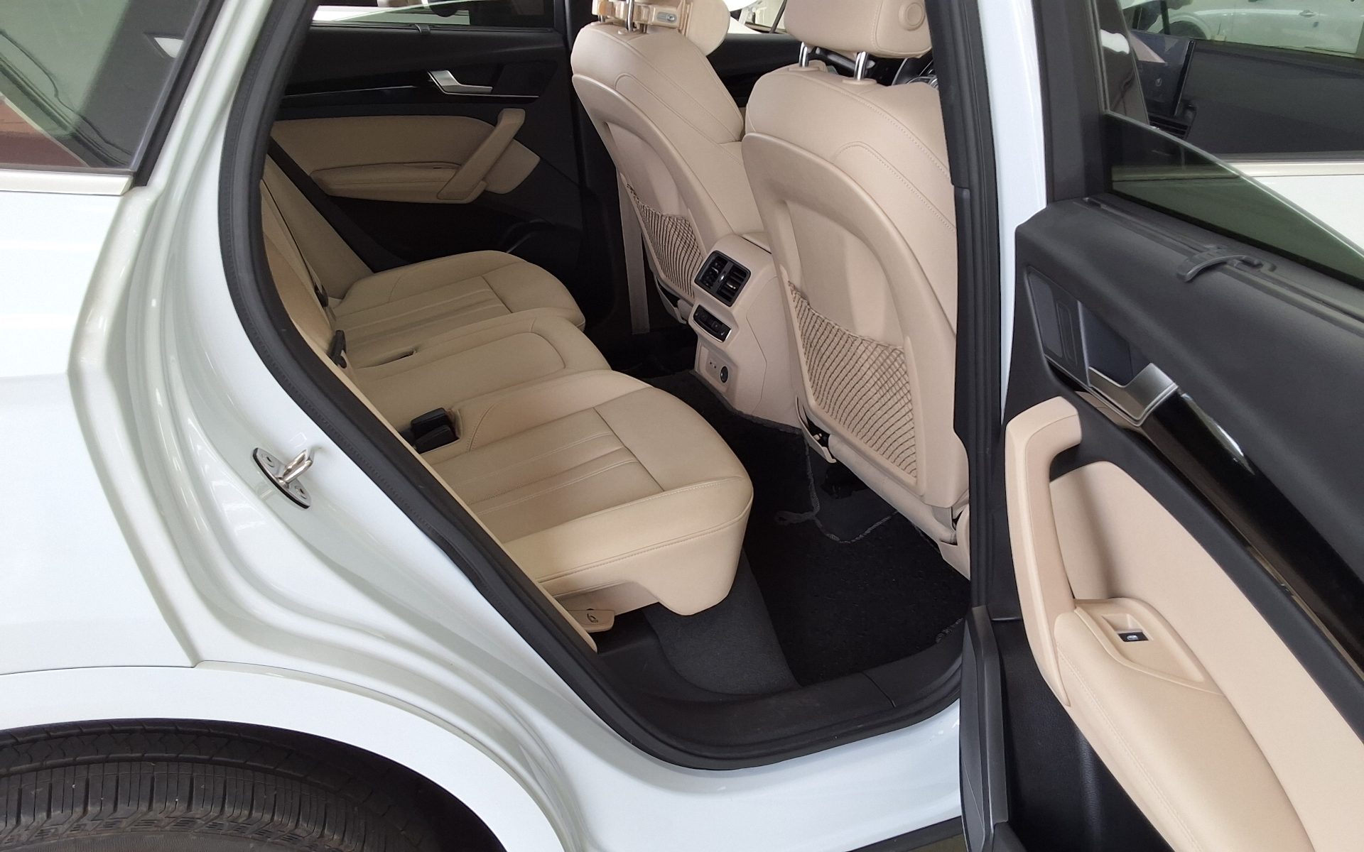 Audi Q5 2022 - Image 12