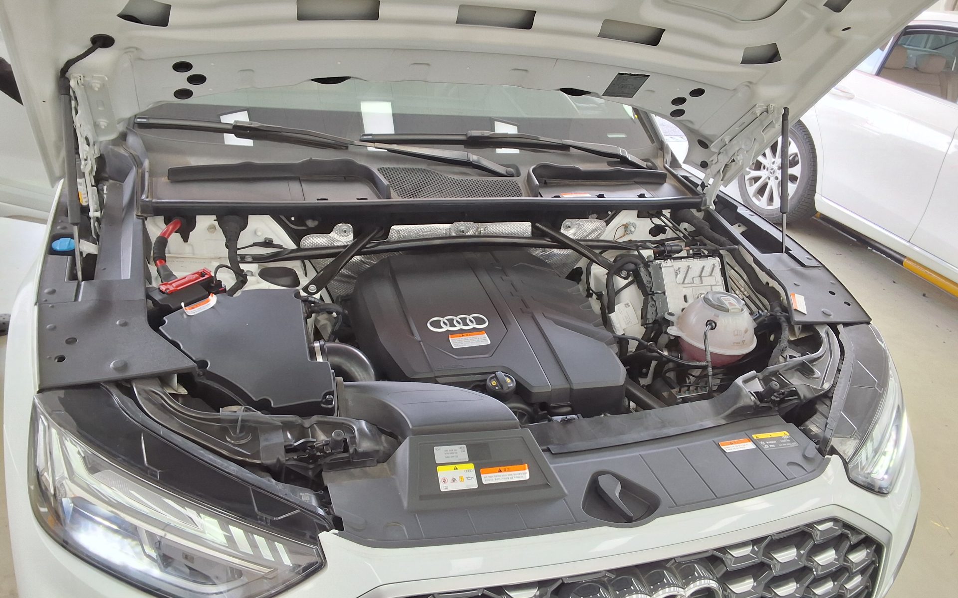 Audi Q5 2022 - Image 21