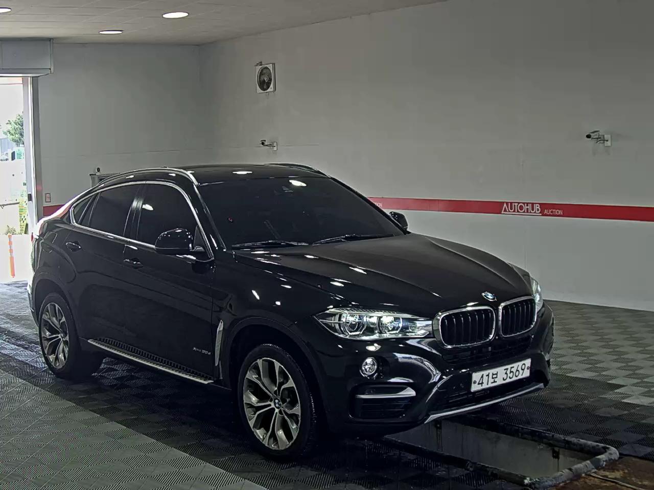 BMW X6 2018 - Image 2