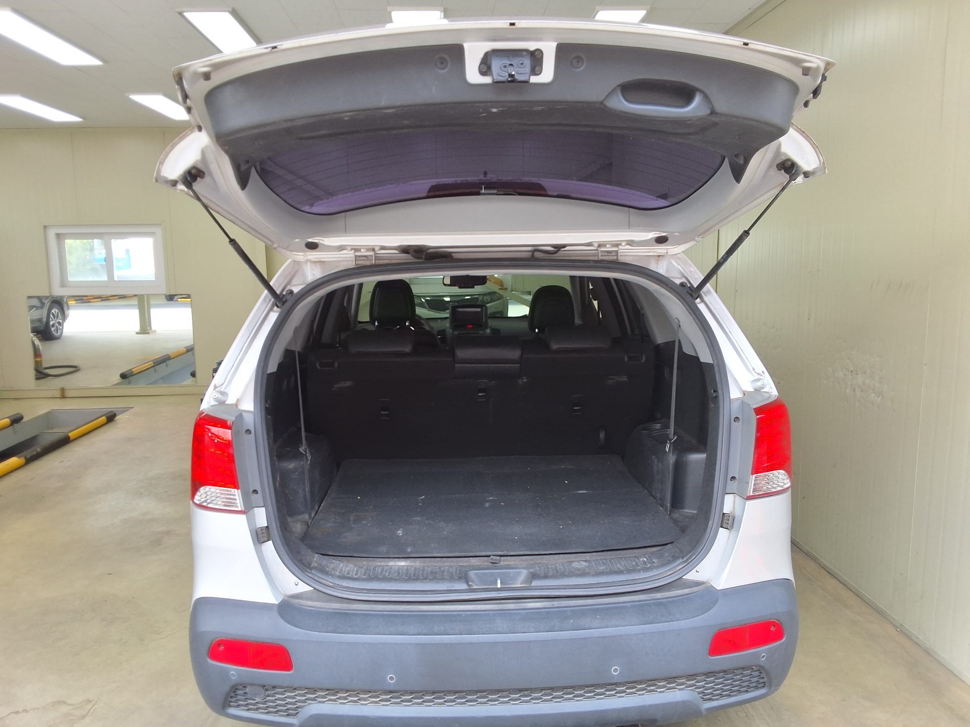 Kia Sorento 2012 - Image 14