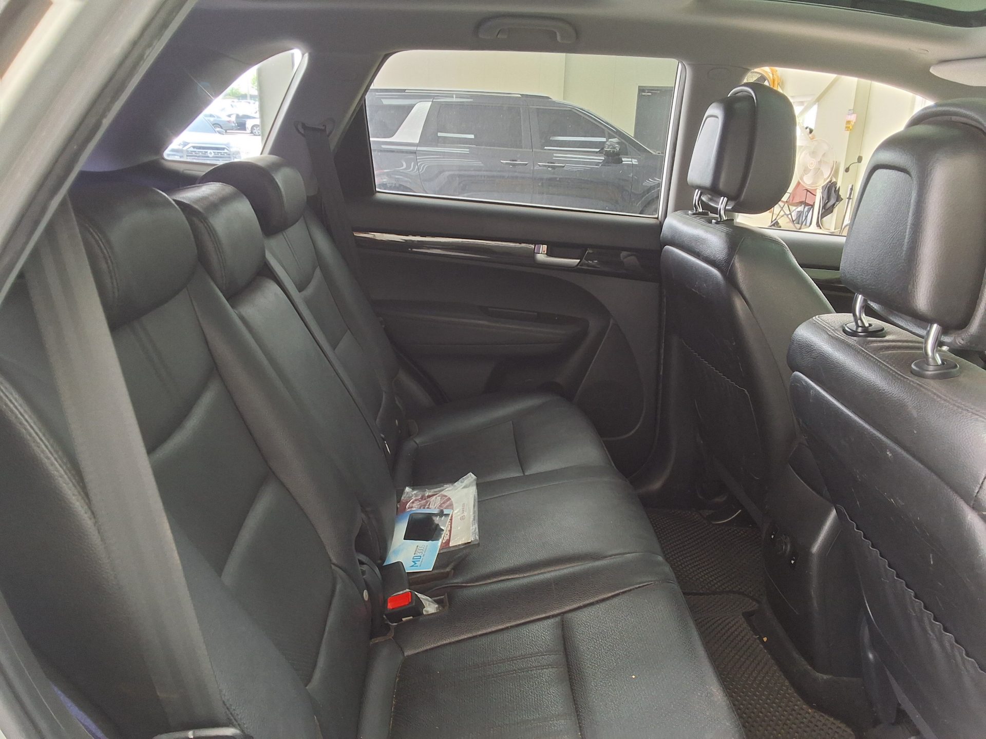 Kia Sorento 2012 - Image 12