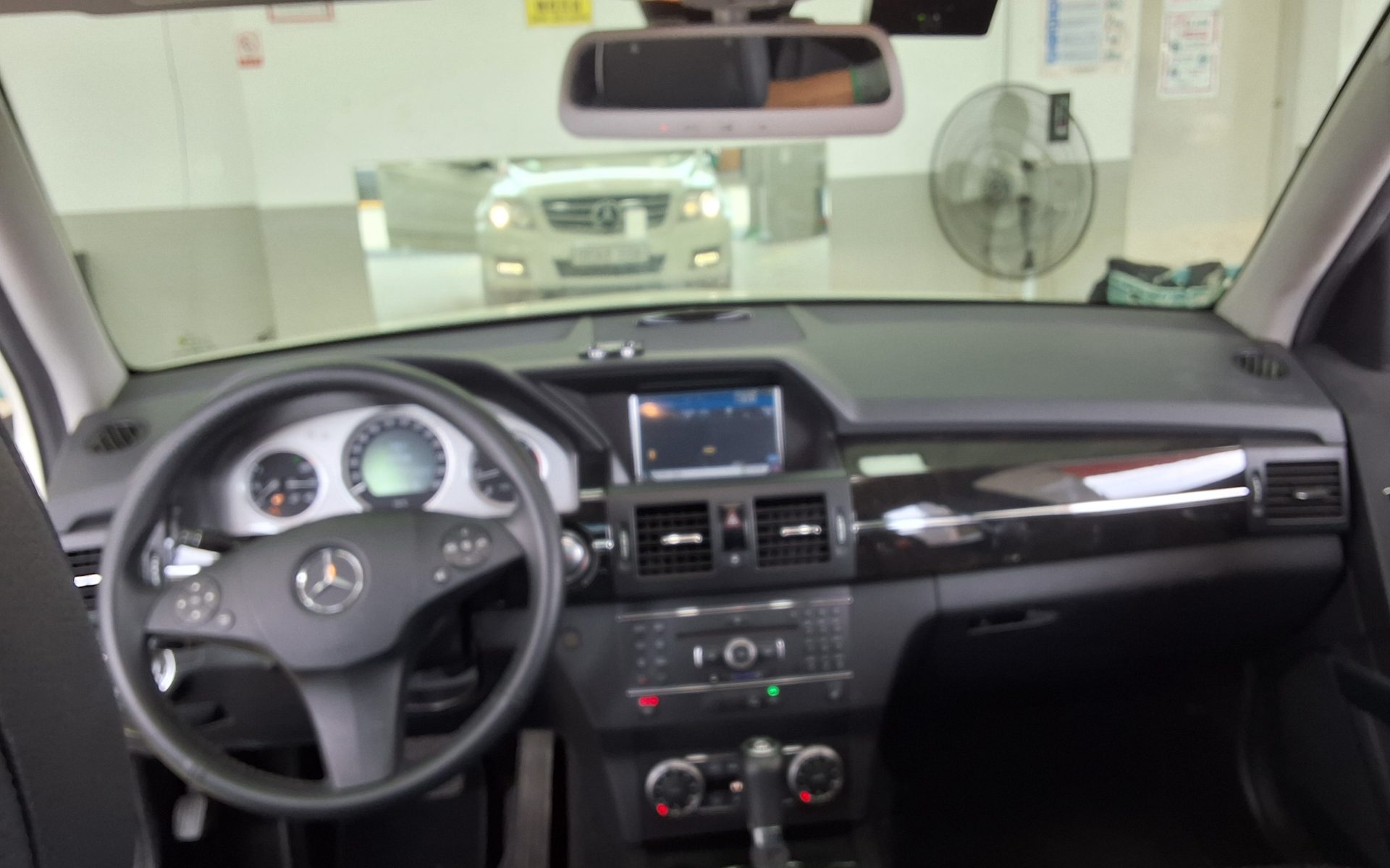 مرسيدس بنز GLK 2012 - صورة 10
