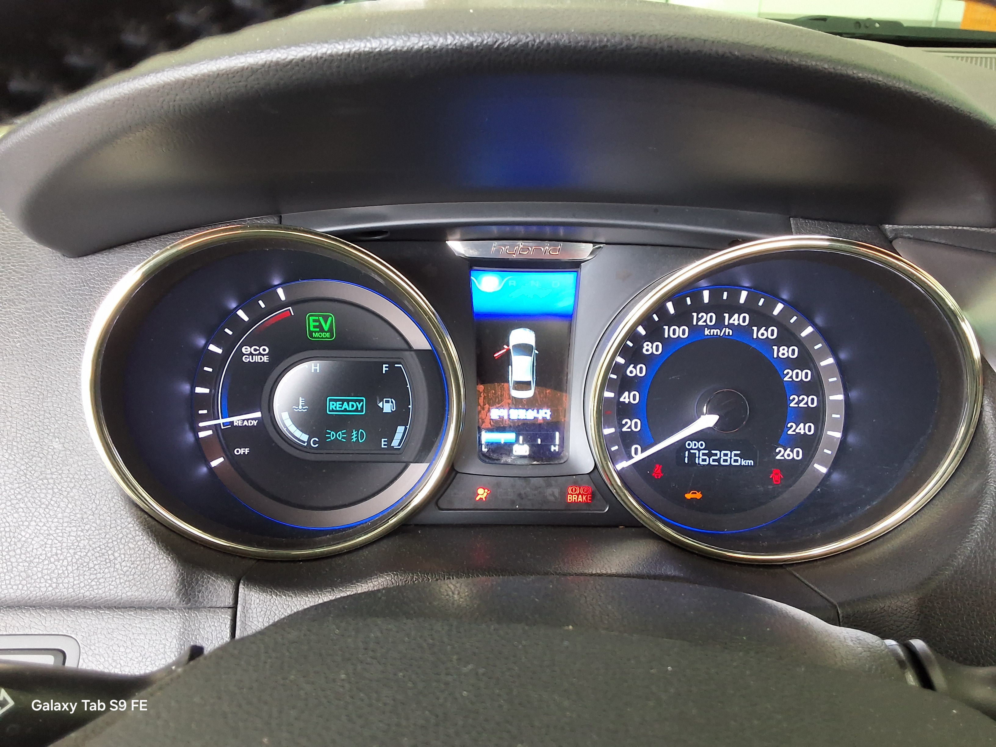 Hyundai Sonata 2012 - Image 8