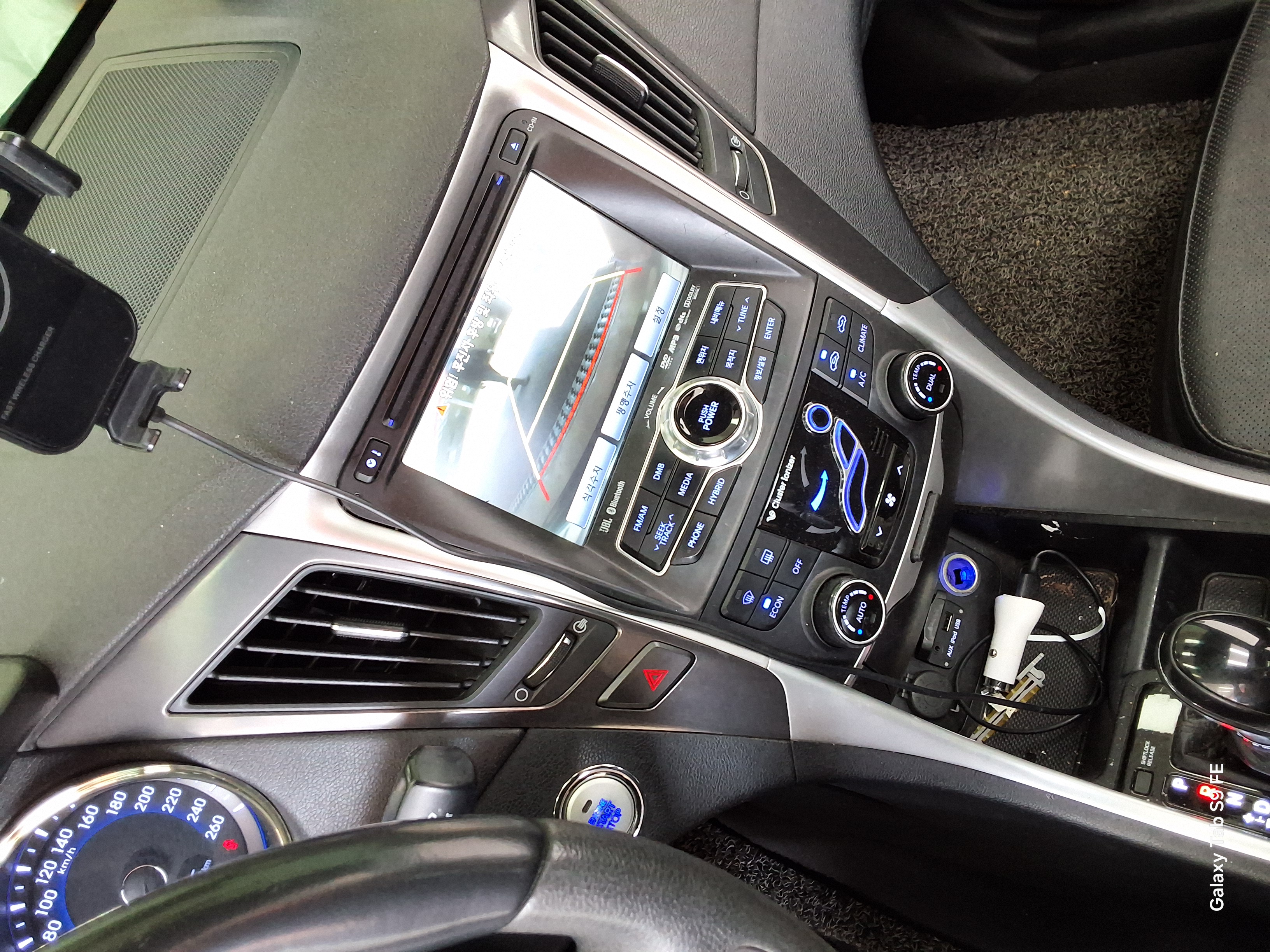 Hyundai Sonata 2012 - Image 17