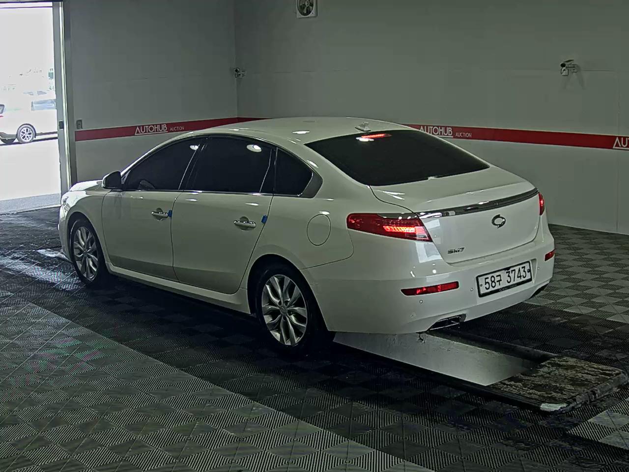 Renault Samsung SM7 2017 - Image 5