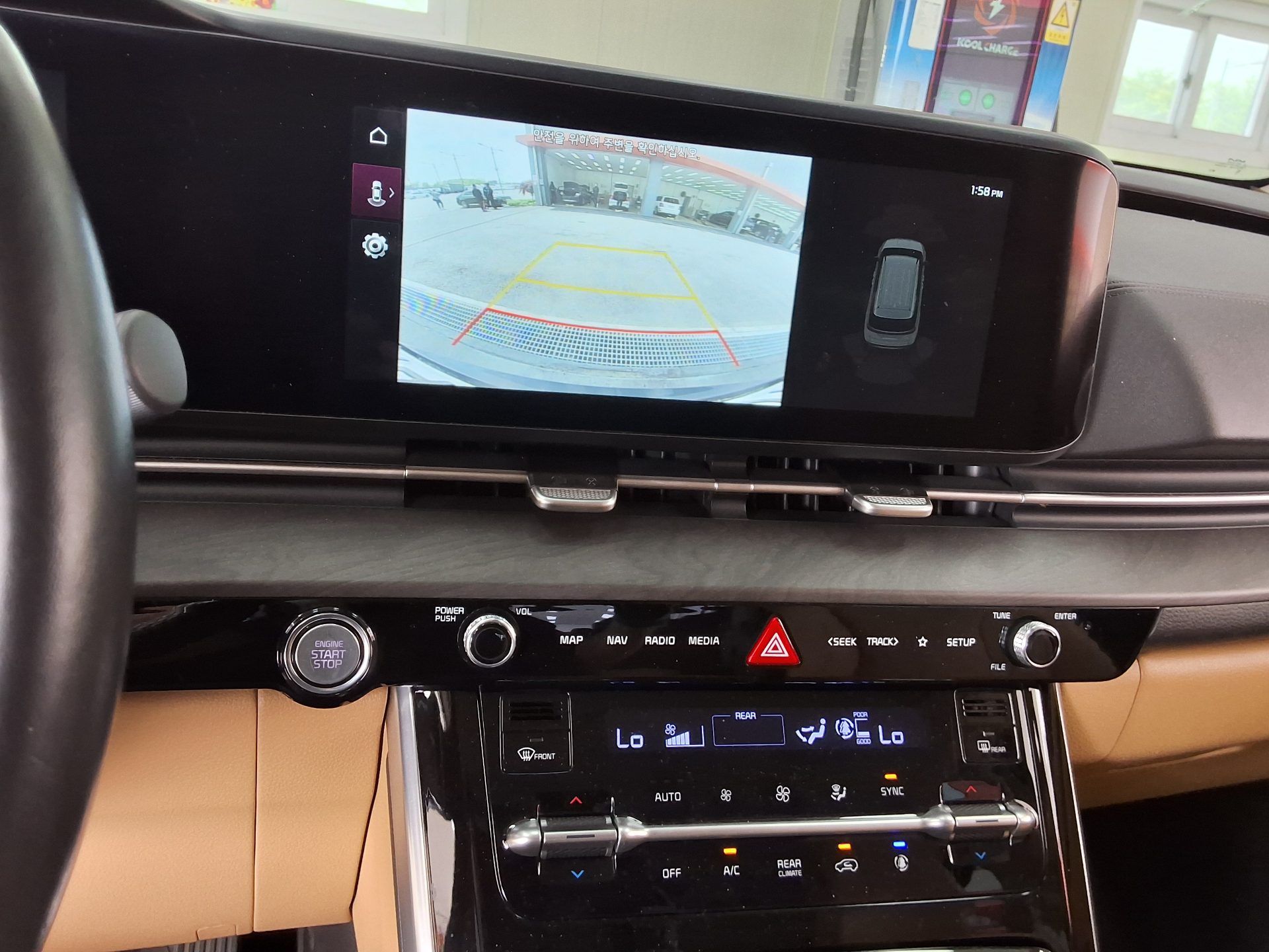 Kia SEDONA 2022 - Image 16