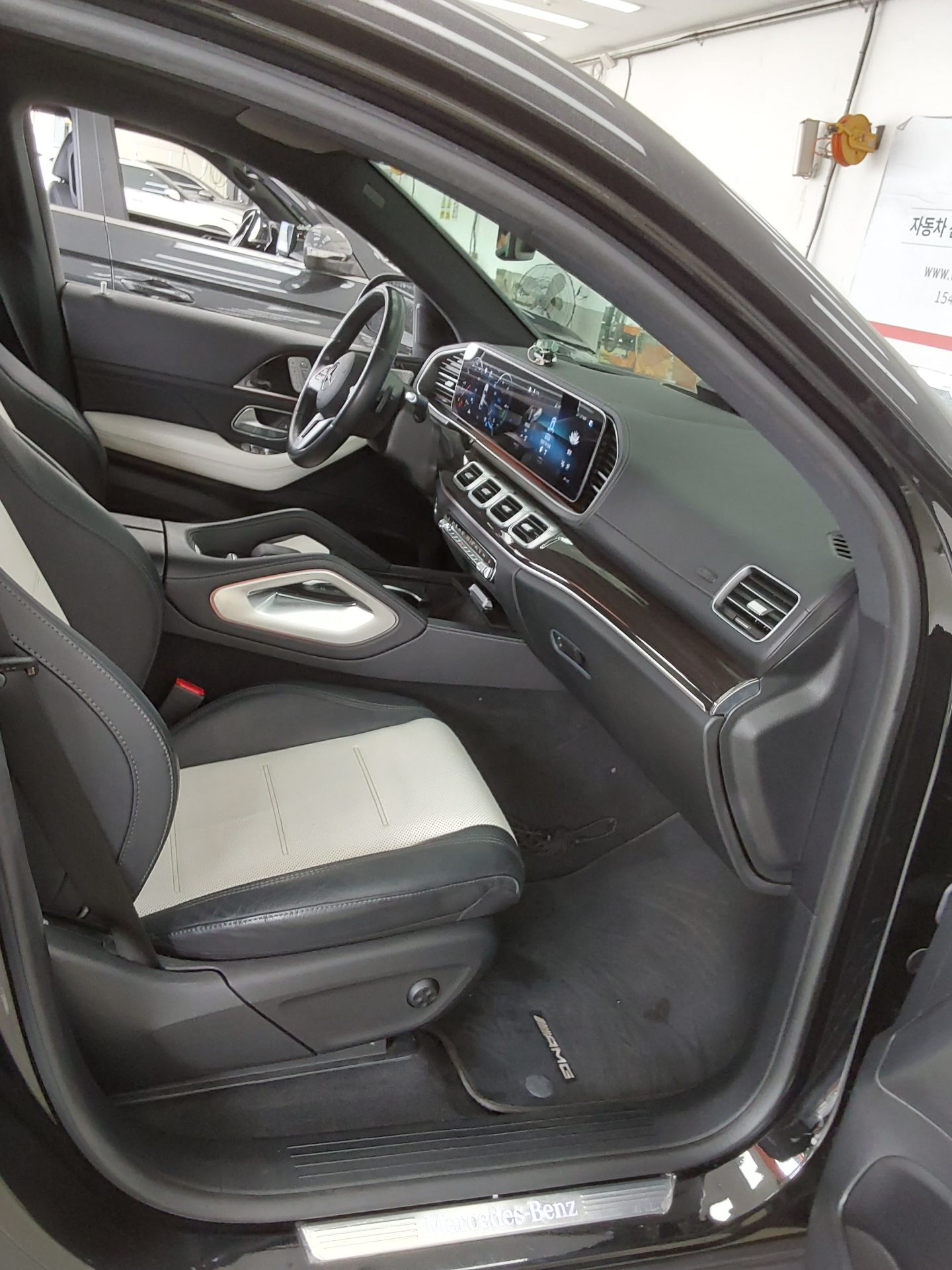 مرسيدس بنز GLE 2021 - صورة 13