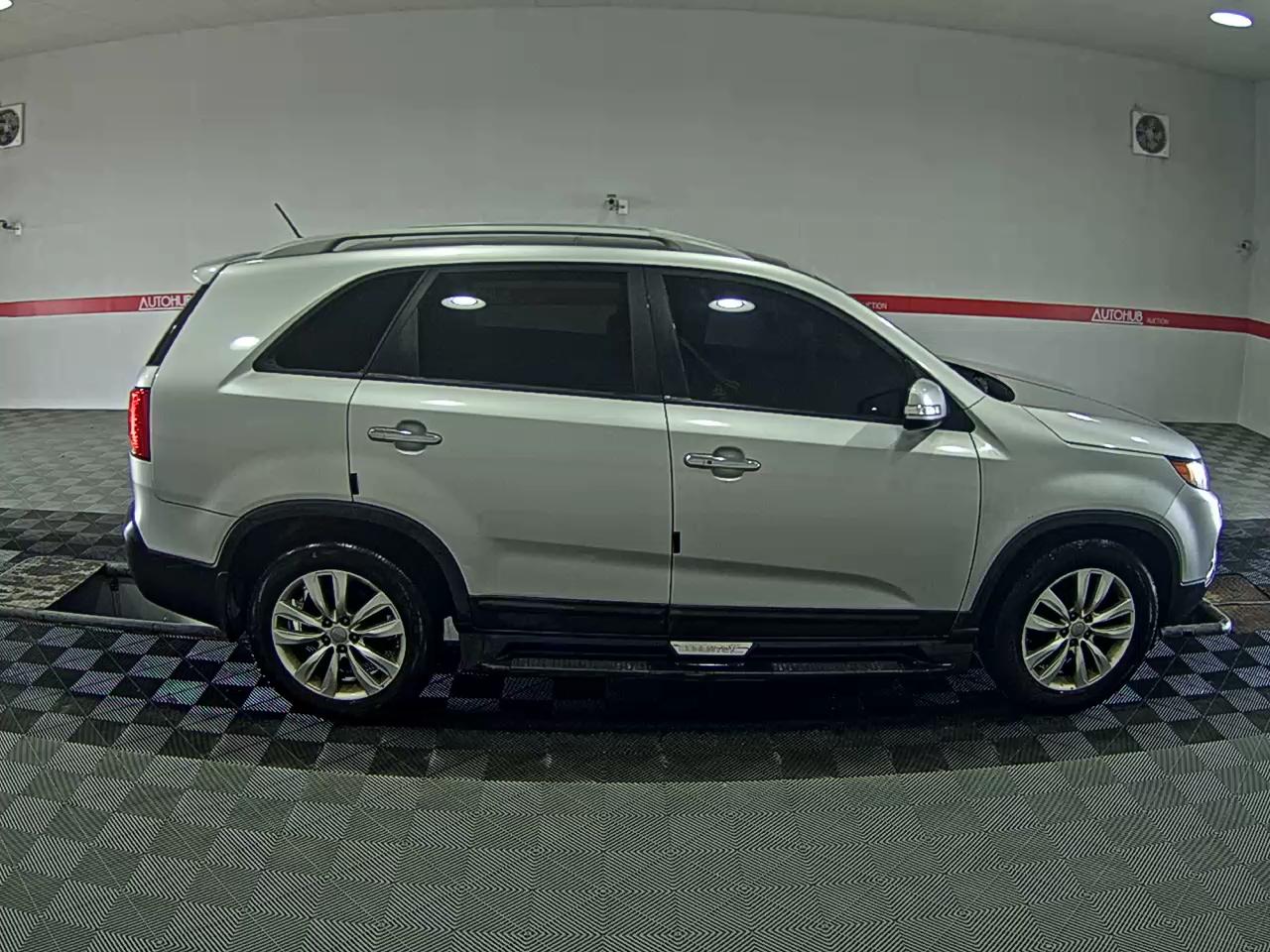 Kia Sorento 2012 - Image 3