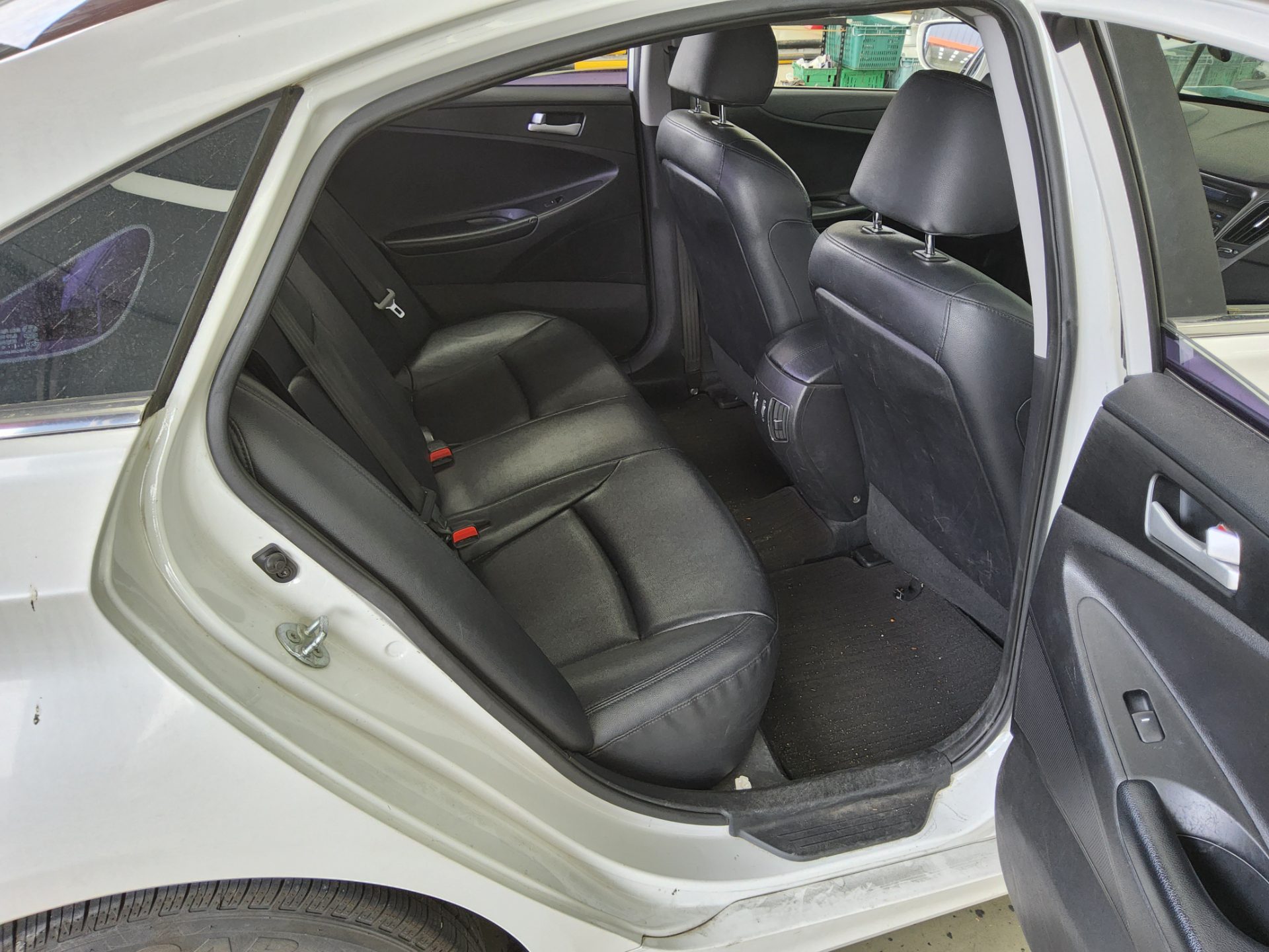 Hyundai Sonata 2013 - Image 12