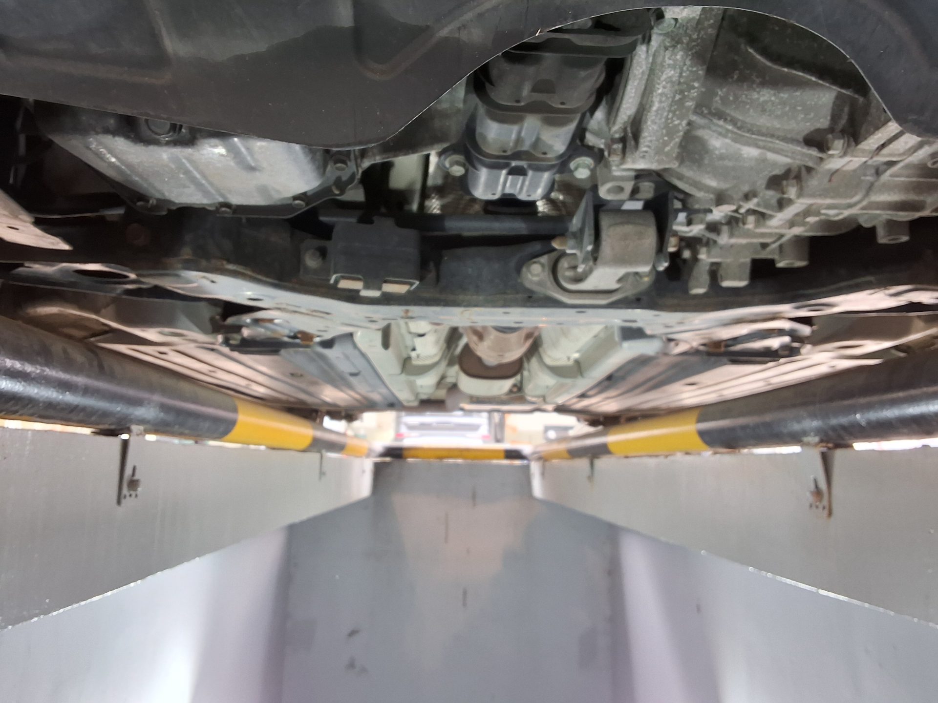 Hyundai Elantra 2015 - Image 18