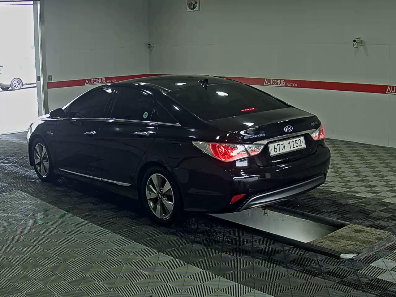 Hyundai Sonata 2012 - Image 5