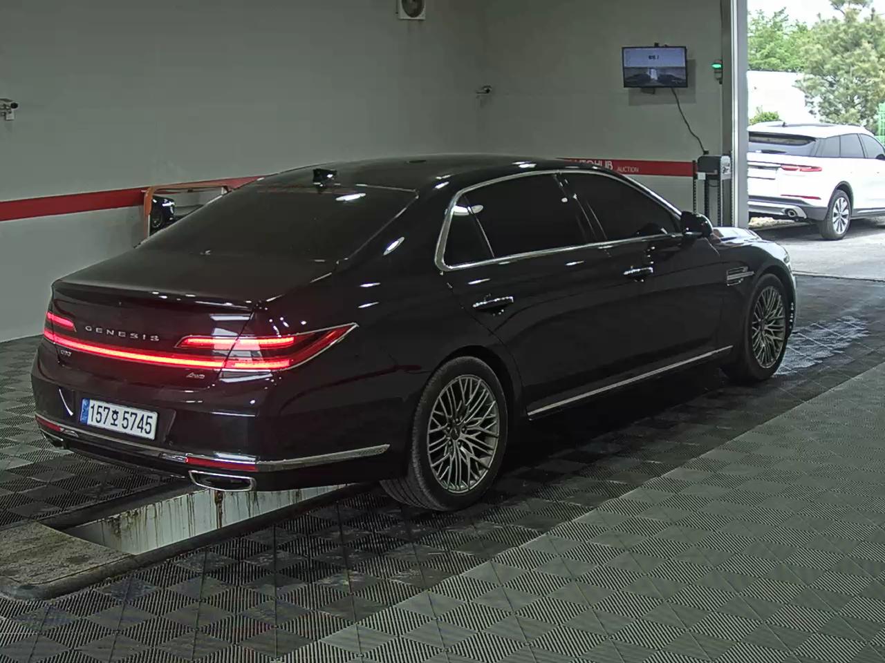 جينيسيس G90 - 4
