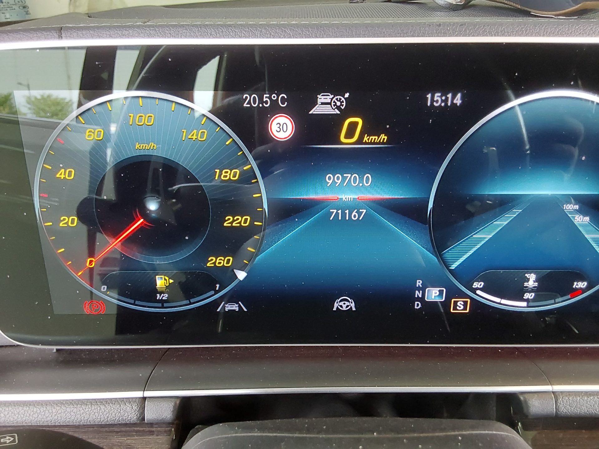 Mercedes-Benz GLE-Class 2021 - Image 8
