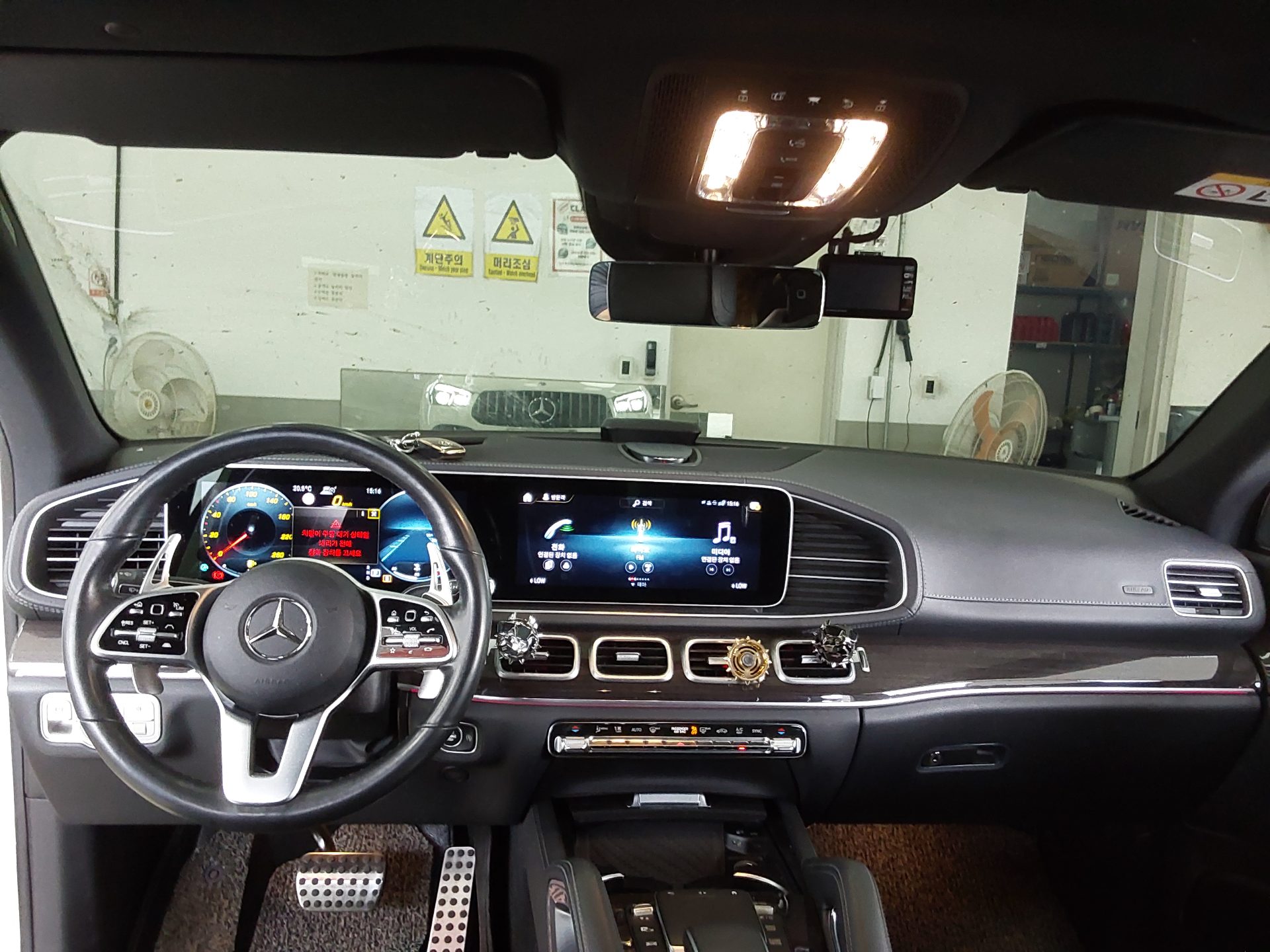 Mercedes-Benz GLE-Class 2021 - Image 10