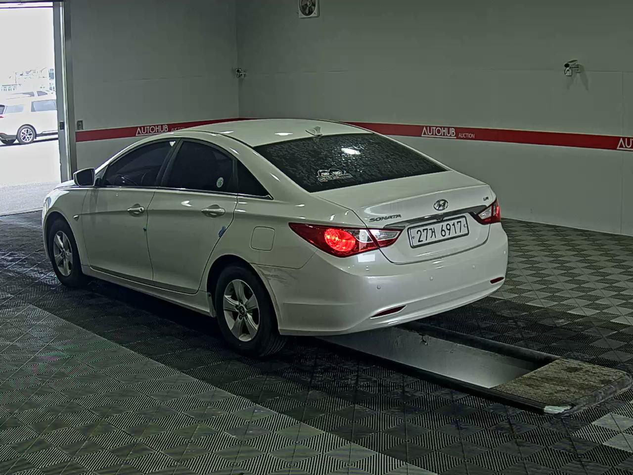 Hyundai Sonata 2013 - Image 5