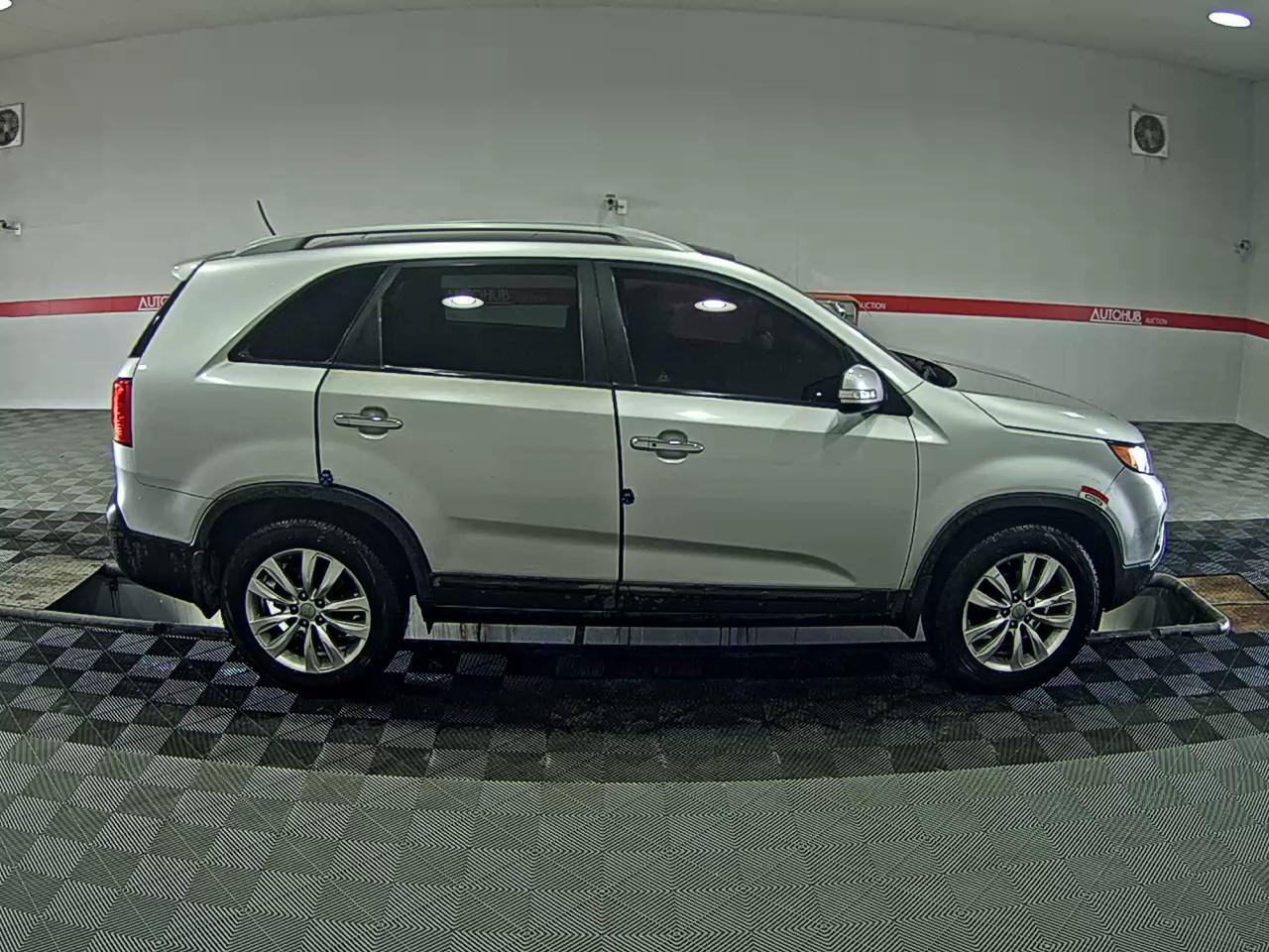 Kia Sorento 2012 - Image 3